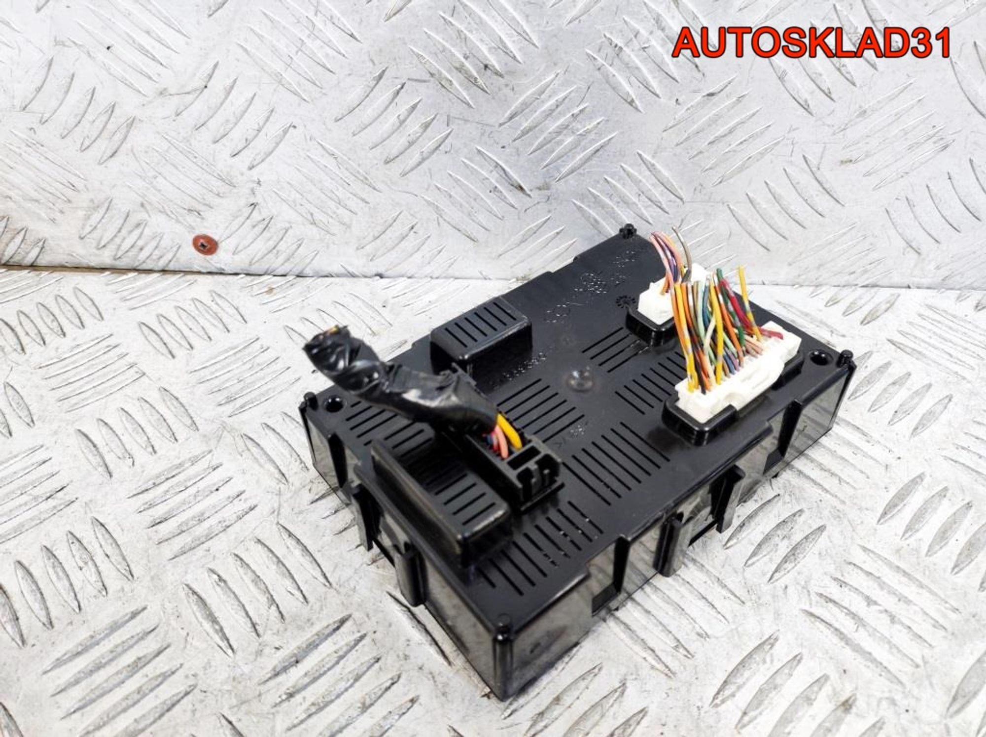 Блок комфорта Nissan Micra K12 284B2EM01E, 1300 рублей, Дубовое