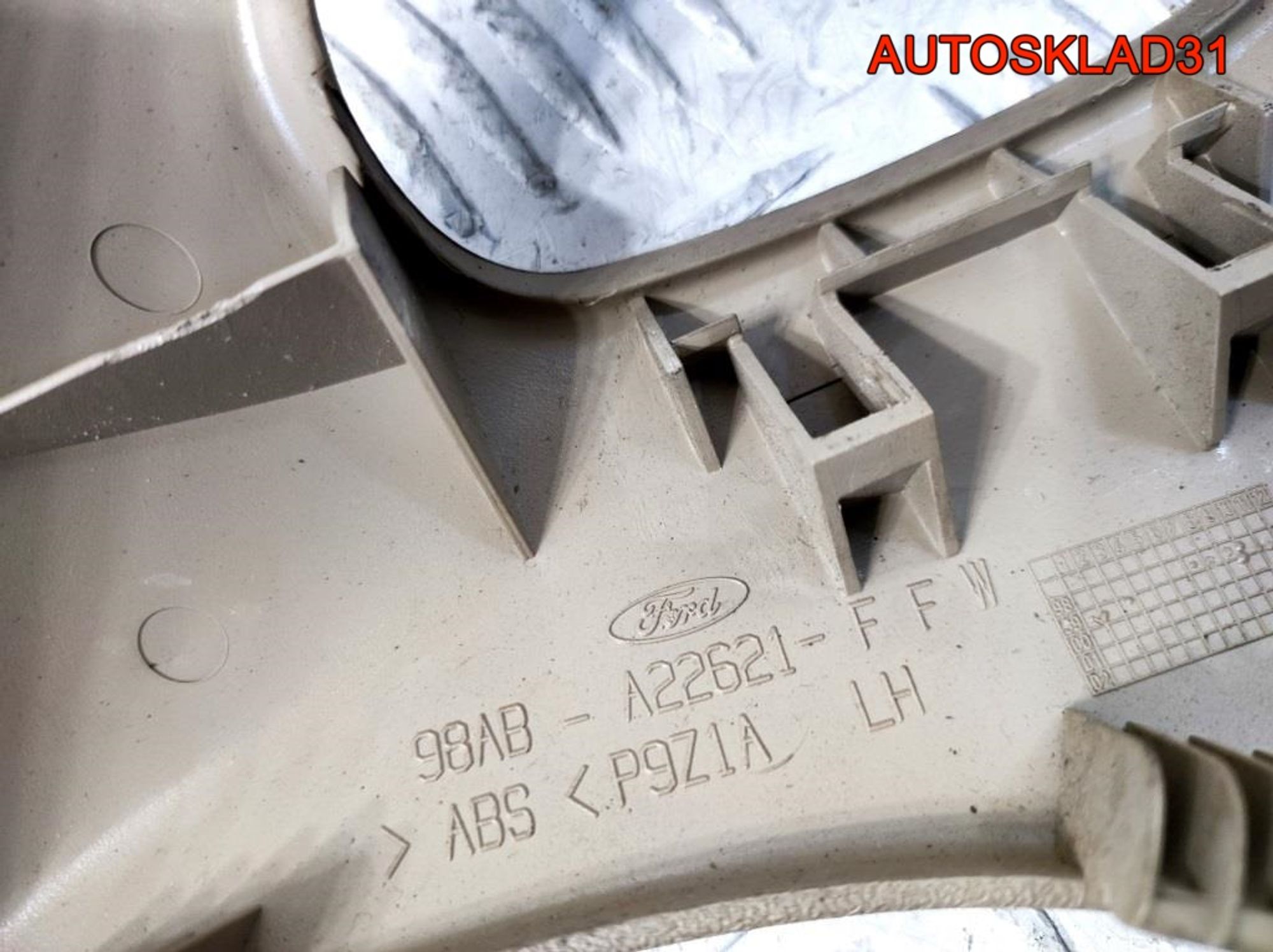 Накладка ручки двери внутри Комплект Ford Focus 1, 900 рублей, Дубовое