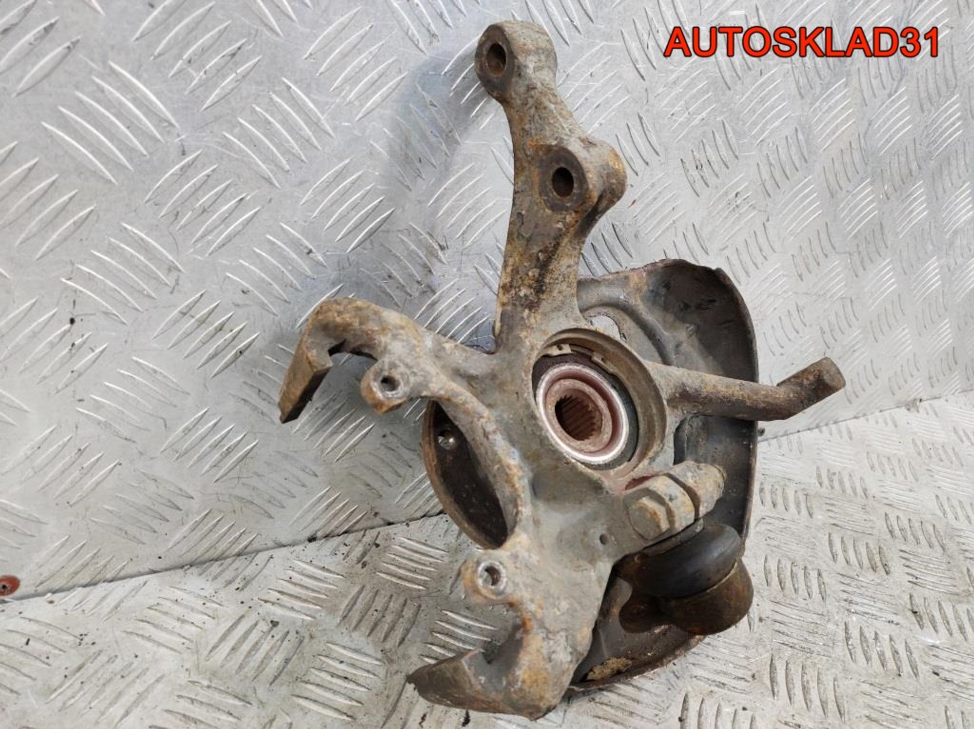 Кулак поворотный передний правый VW Golf 3 191407256C, 1400 рублей, Дубовое