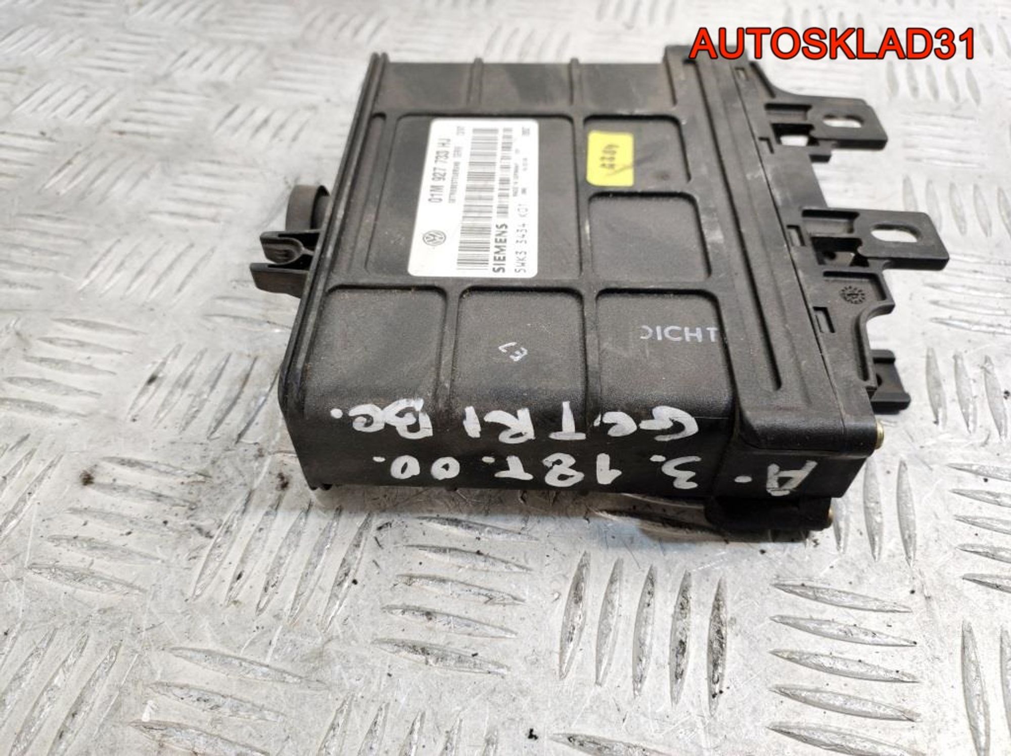 Блок ЭБУ АКПП Audi A3 8L 1,8 Бензин 01M927733HJ, 3200 рублей, Дубовое