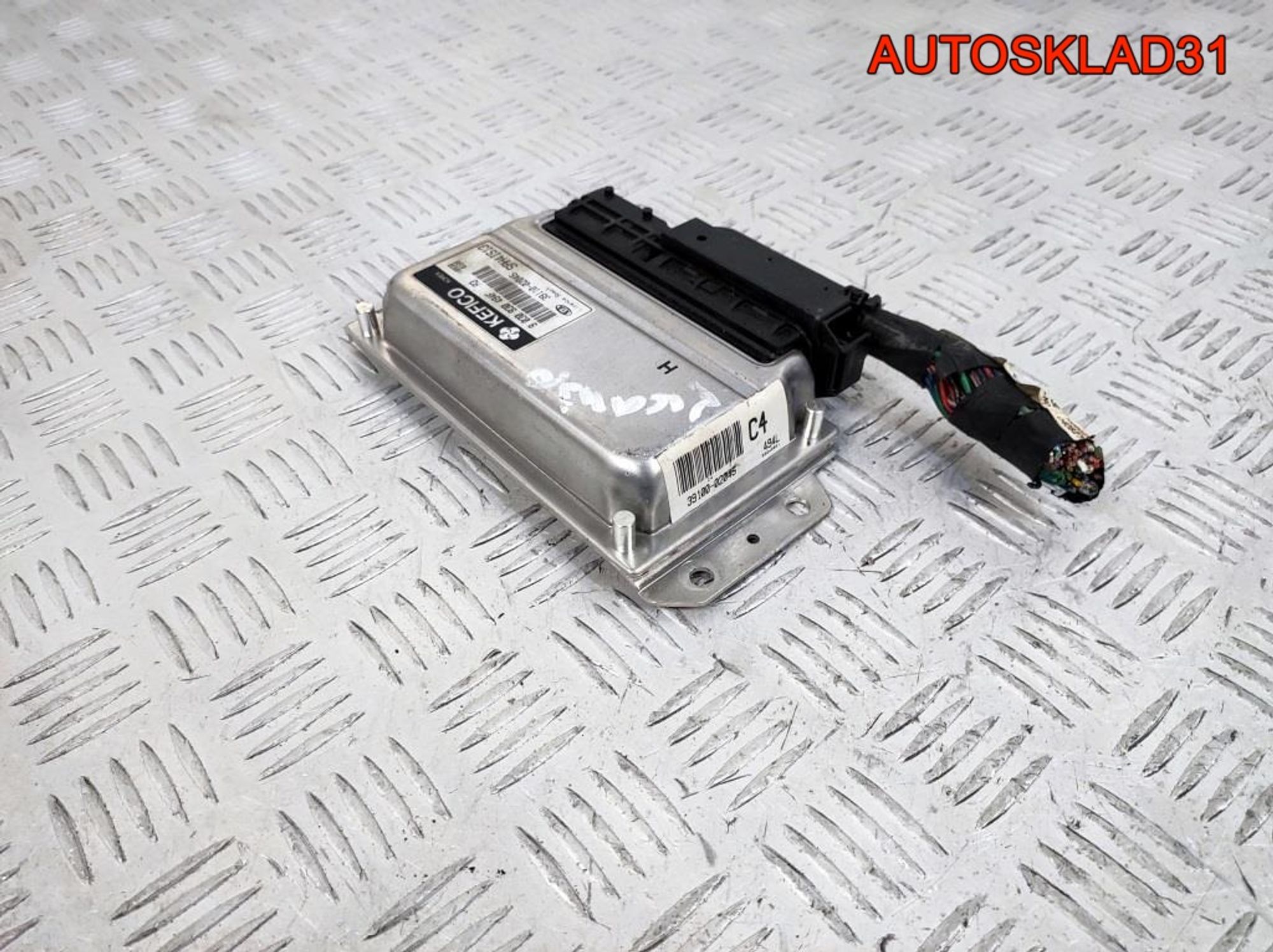 Блок ЭБУ Kia Picanto 1,1 G4HG Бензин 3911002045, 1300 рублей, Дубовое