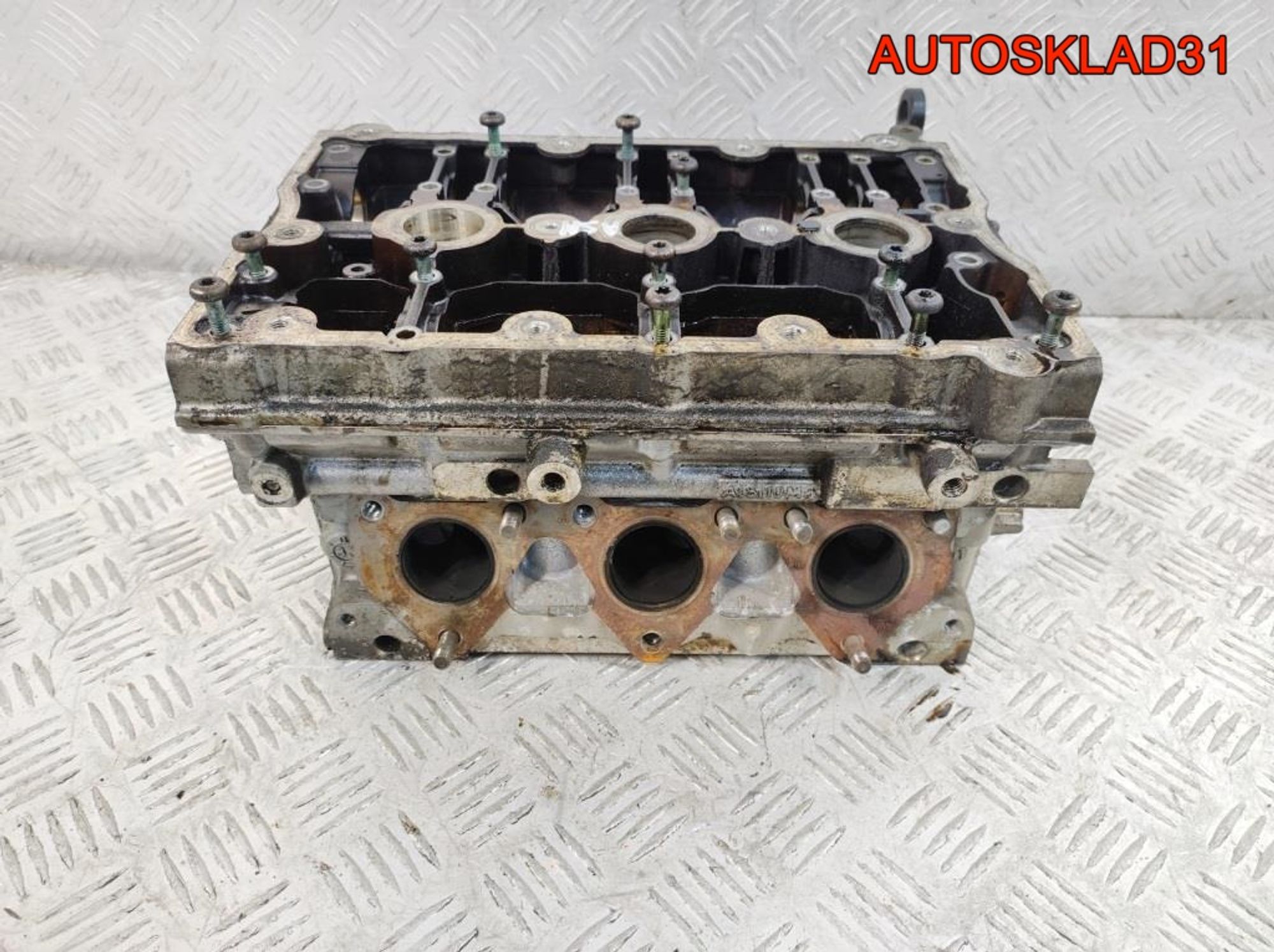 Головки блока левая Audi A4 B6 3,0 ASN 06C103373F, 7000 рублей, Дубовое
