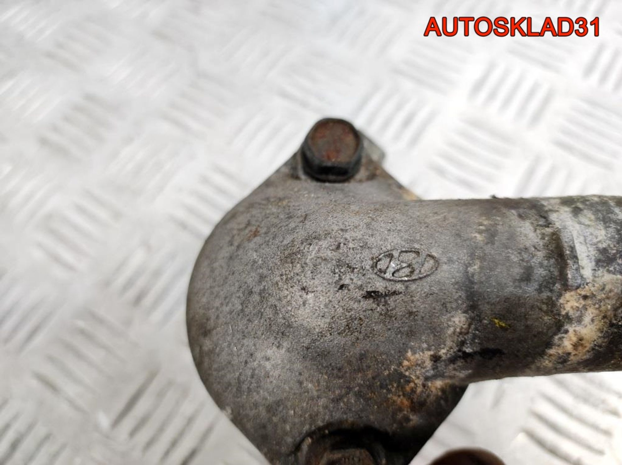 Корпус термостата Hyundai Getz 1 1,3 G4EA Бензин  2561322600, 500 рублей, Дубовое