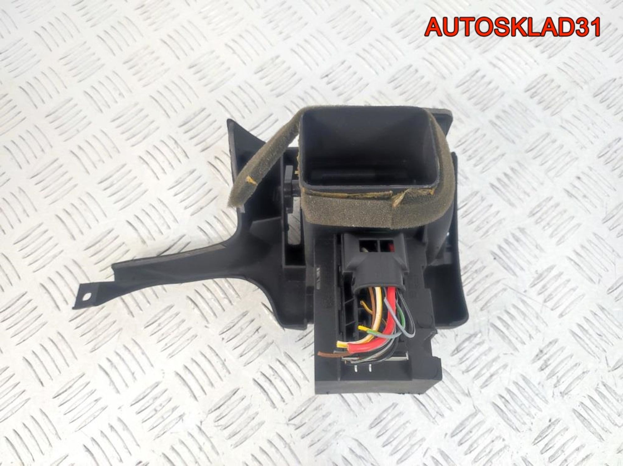 Дефлектор воздушный левый Opel Vectra B 90463805, 500 рублей, Дубовое