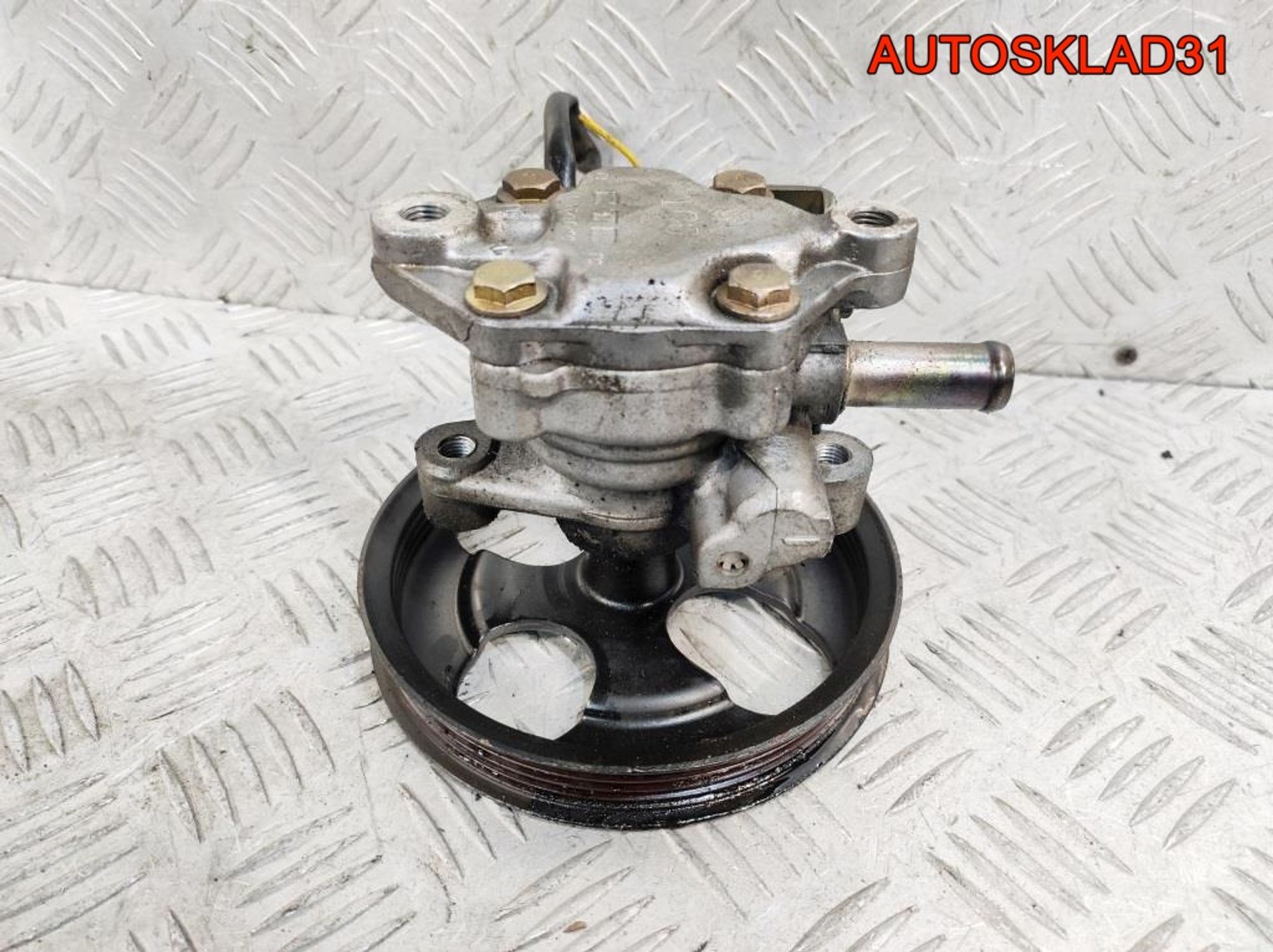 Насос ГУР Mitsubishi Carisma DA 1.8 4G93 MR916044, 3300 рублей, Дубовое