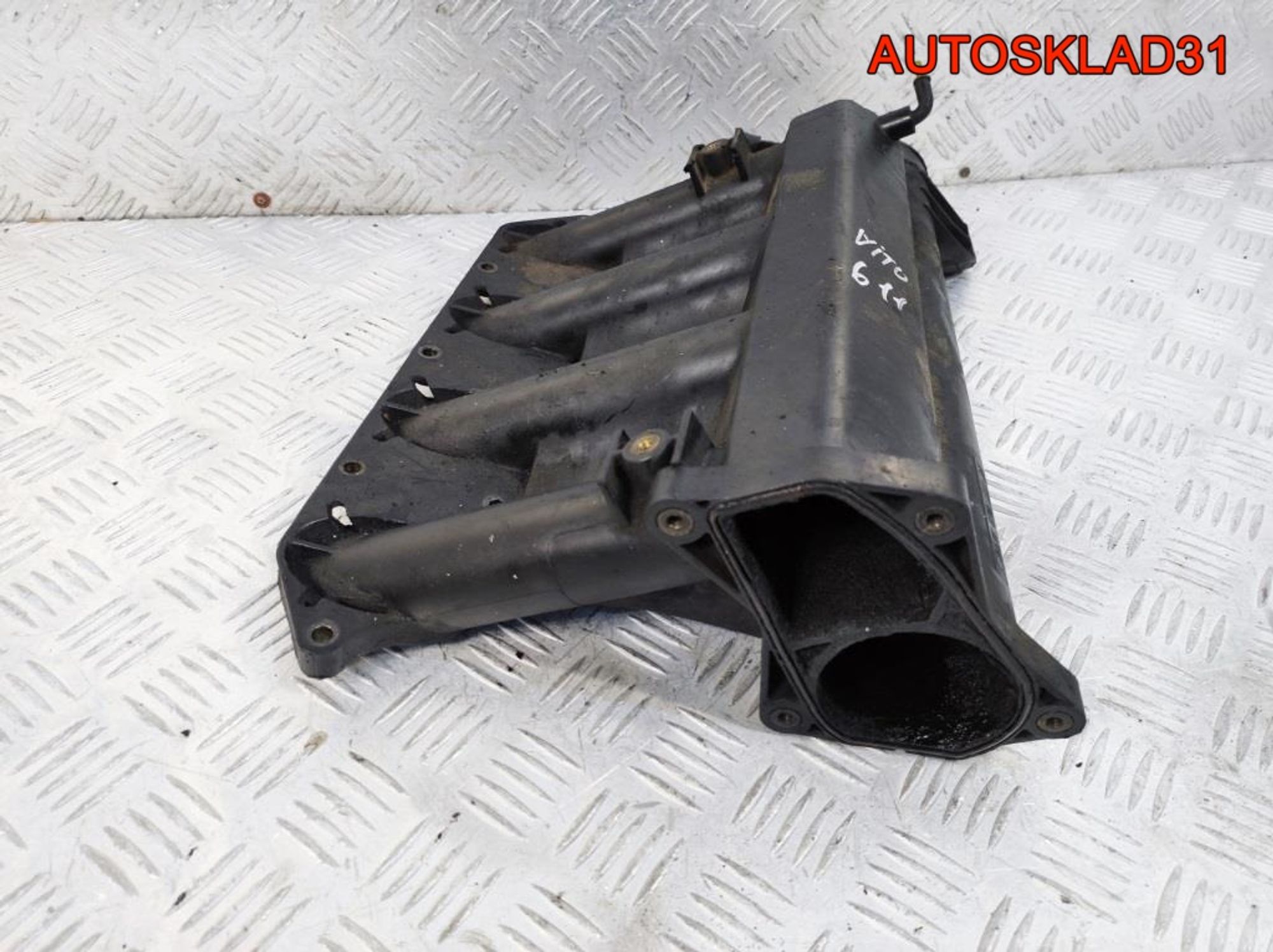 Коллектор впускной Mercedes Vito W638 A6110903237, 1300 рублей, Дубовое