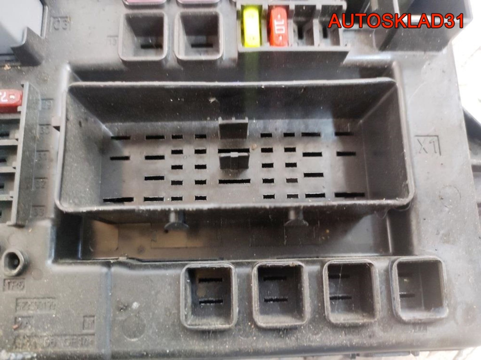 Блок предохранителей Opel Insignia A20DT 544949969, 2500 рублей, Дубовое