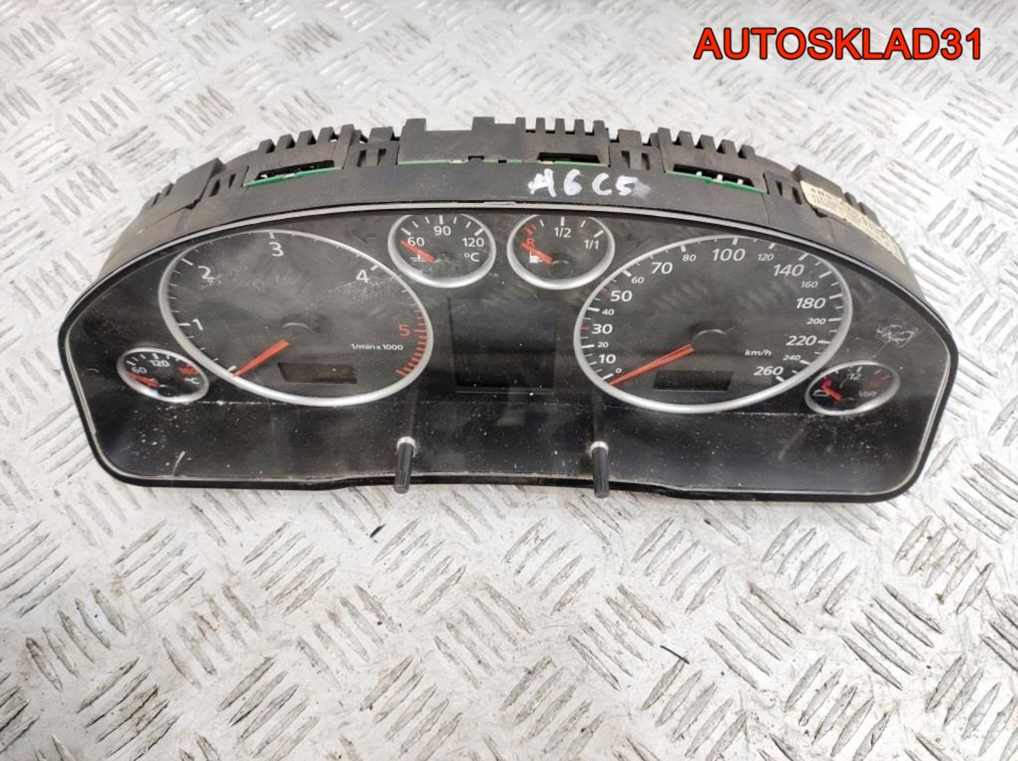 Панель приборов Audi A6 C5 2,5 Дизель 4B0920933GX, 15000 рублей, Дубовое