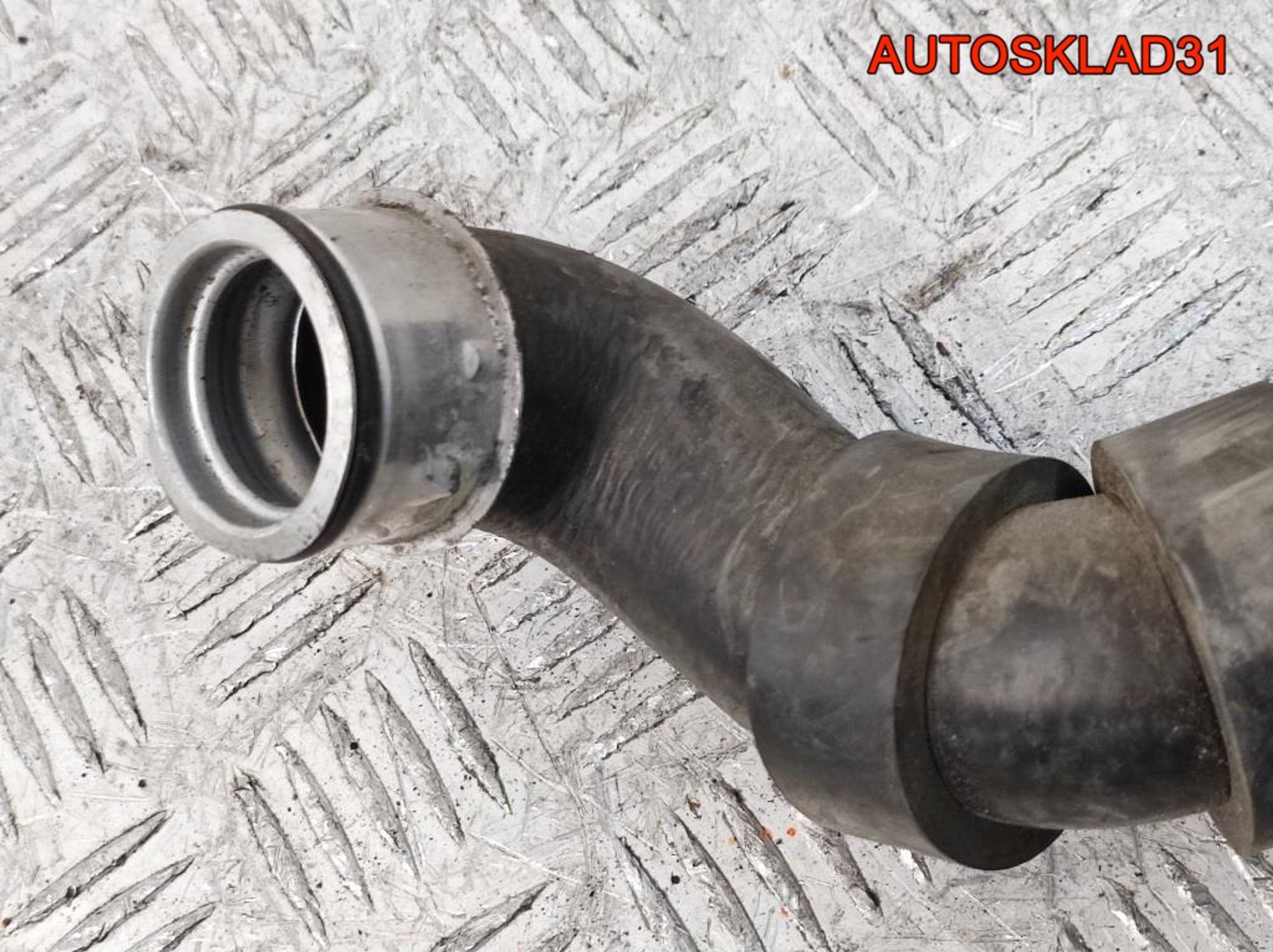 Патрубок радиатора Mercedes W203 2.2 Дизель A2035012982, 1500 рублей, Дубовое