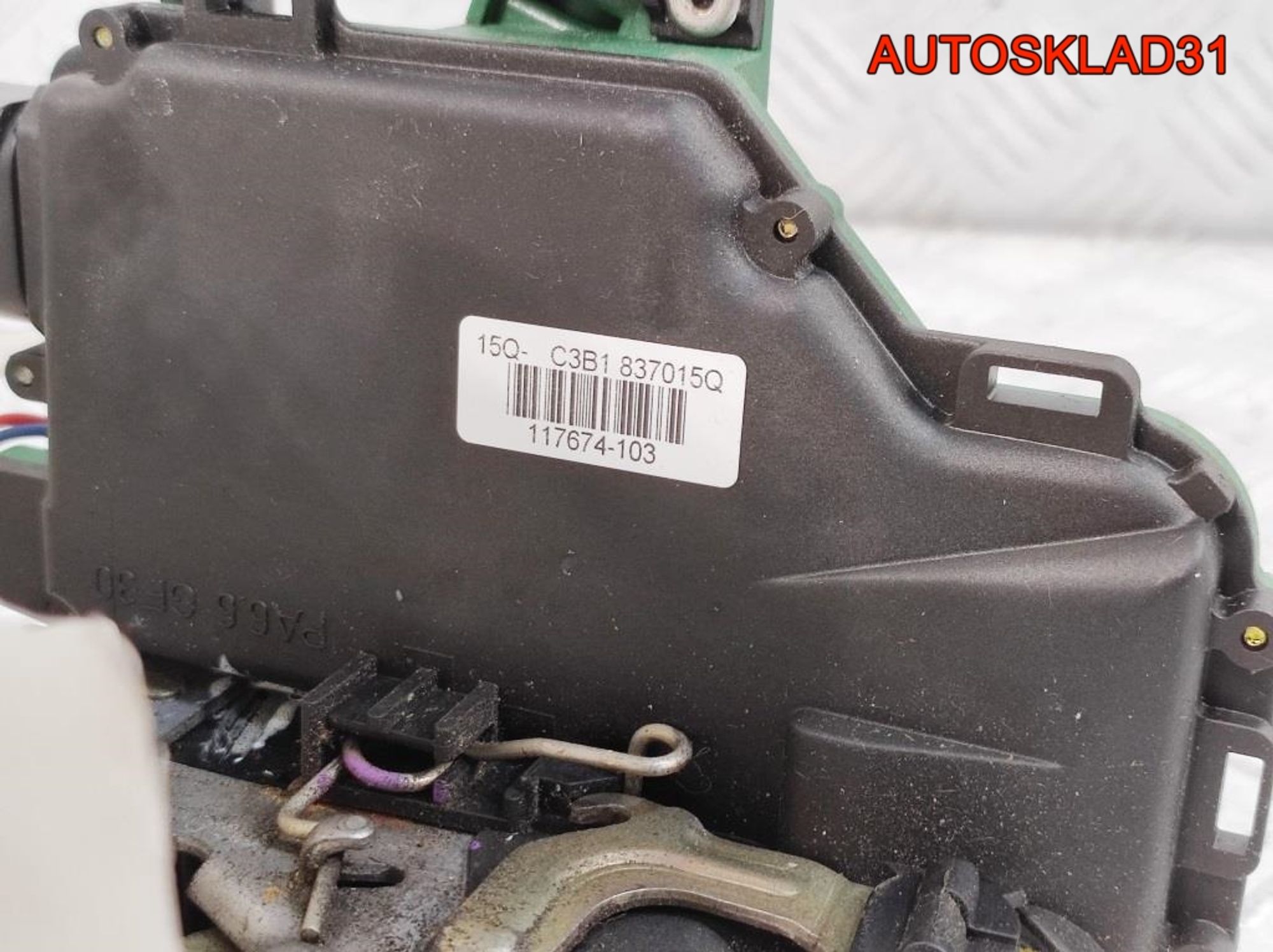 Замок двери передней левой VW Passat B5 3B1837015Q, 3200 рублей, Дубовое
