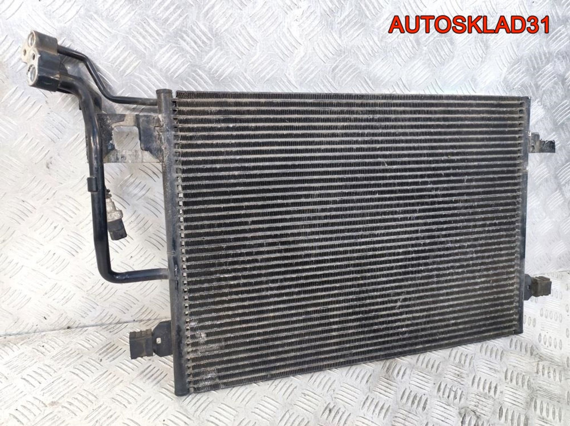 Радиатор кондиционера VW Passat B5 3B0260401, 2500 рублей, Дубовое