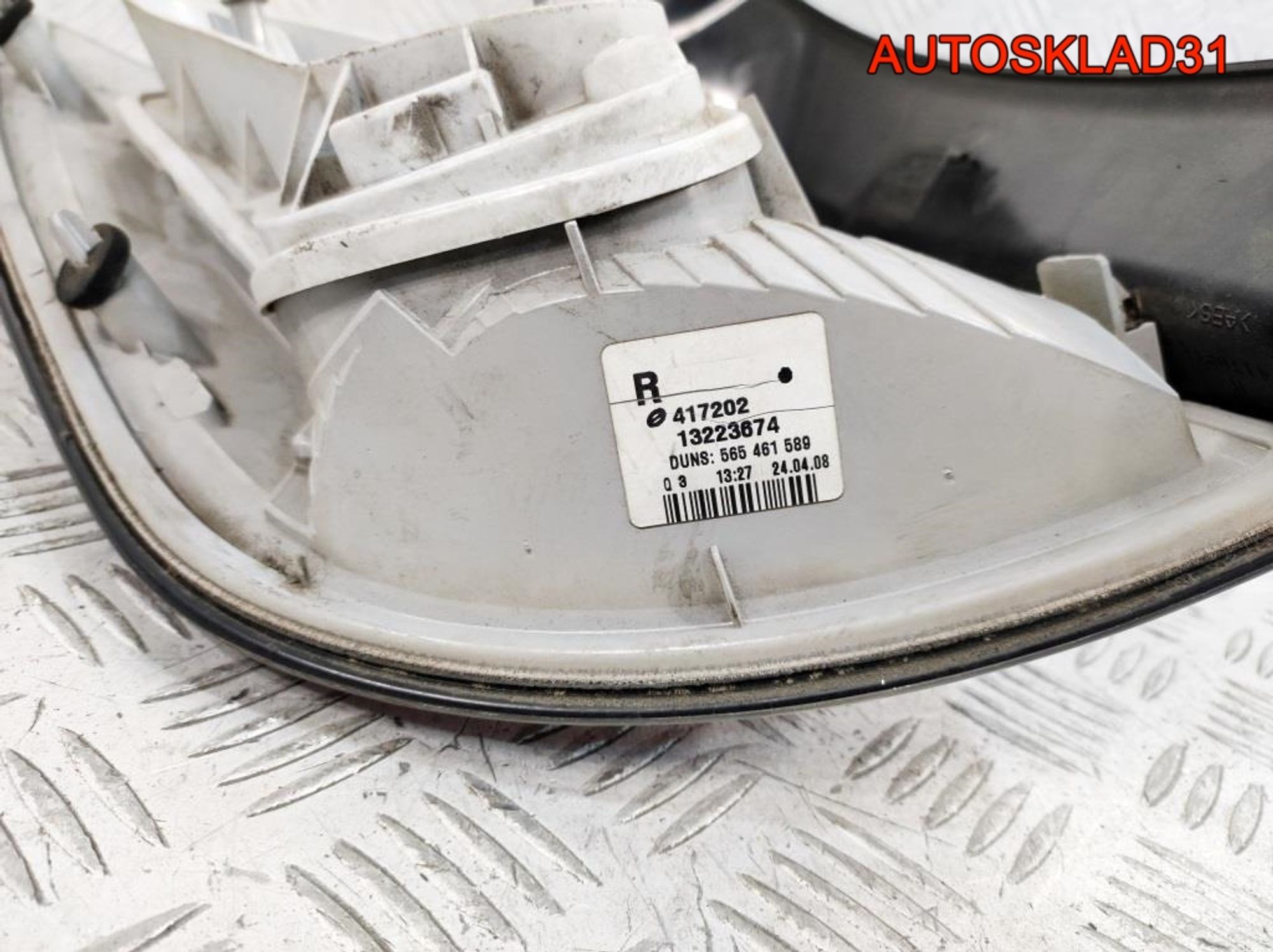 Фонарь задний правый Opel Astra H Рест 13223674 Универсал, 6300 рублей, Дубовое