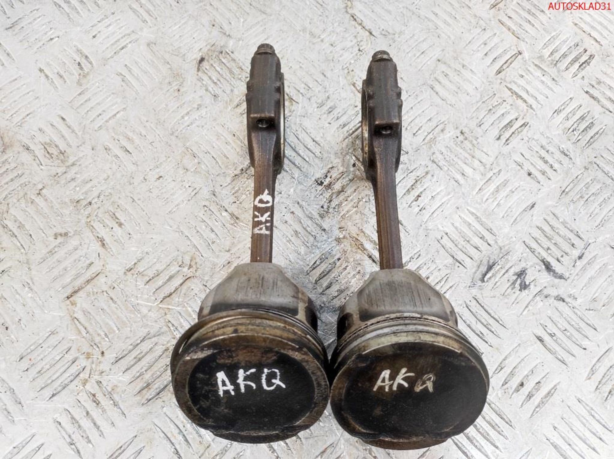 Поршень с шатуном Volkswagen Golf 4 1.4 AKQ 036198401, 1500 рублей, Дубовое