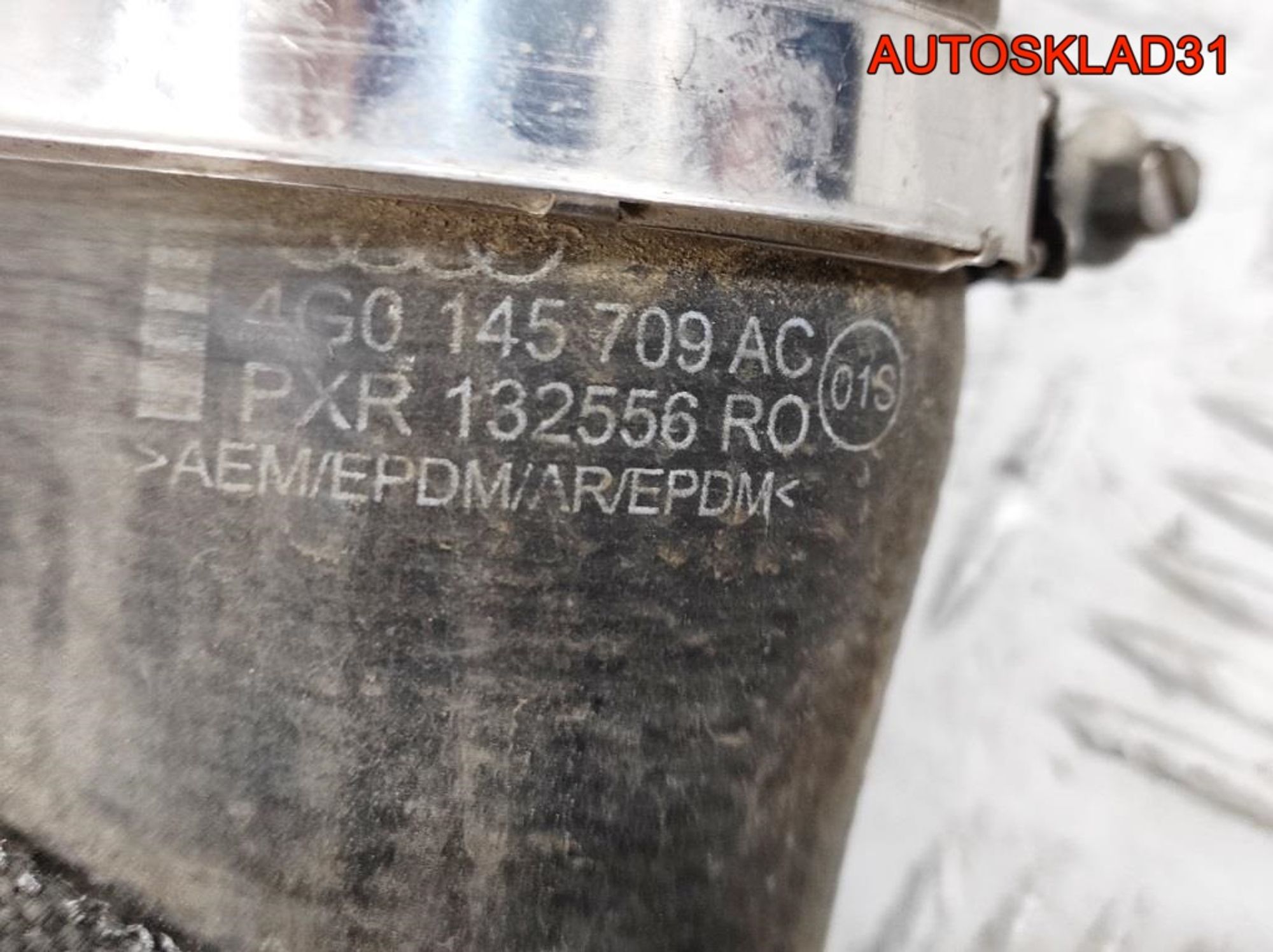 Патрубок интеркулера Audi A6 C7 4G 3,0 CDU 4G0145709AC, 2000 рублей, Дубовое