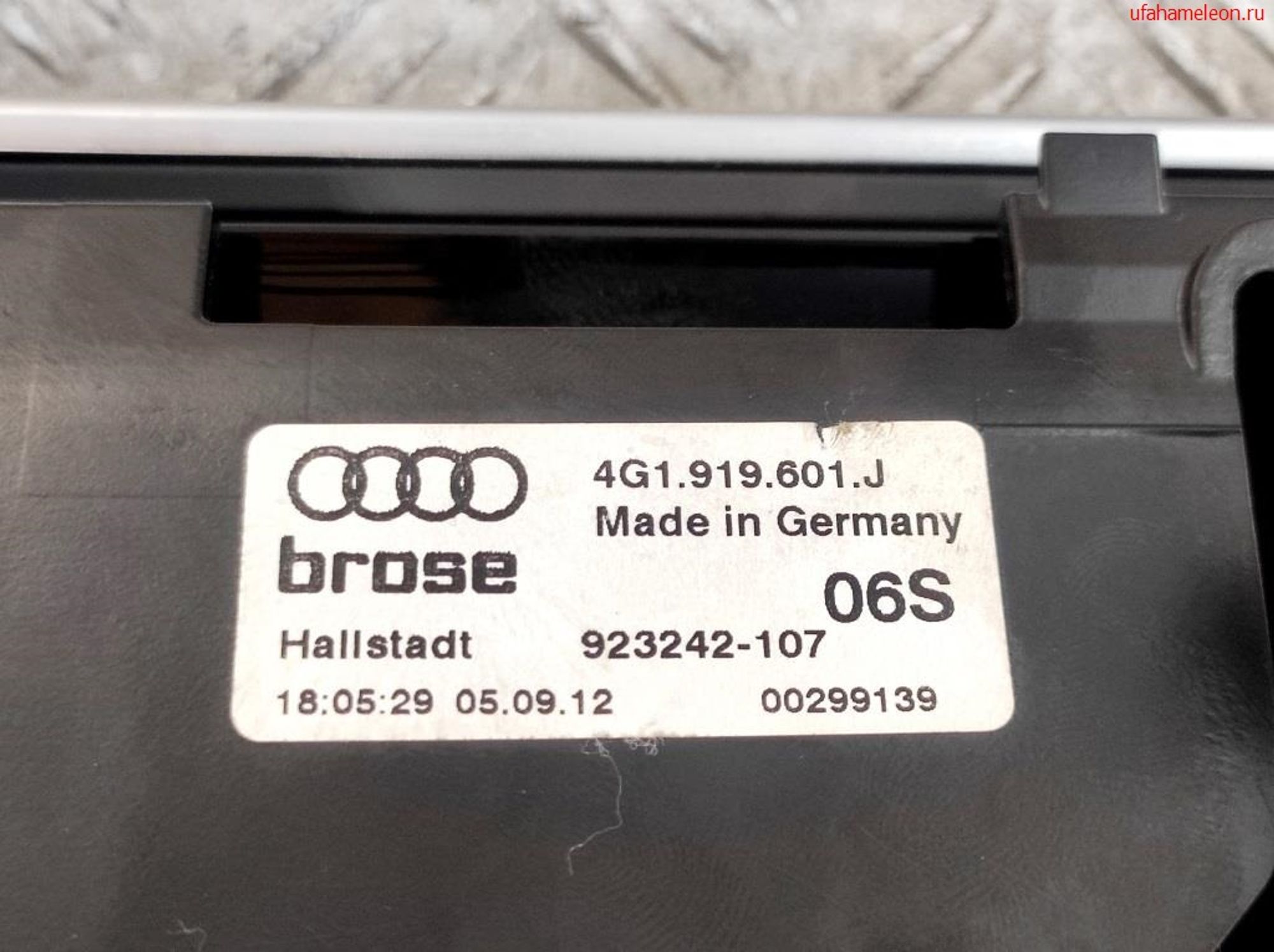 Дисплей информационный Audi A6 C7 4G 4G1919601J, 12000 рублей, Дубовое