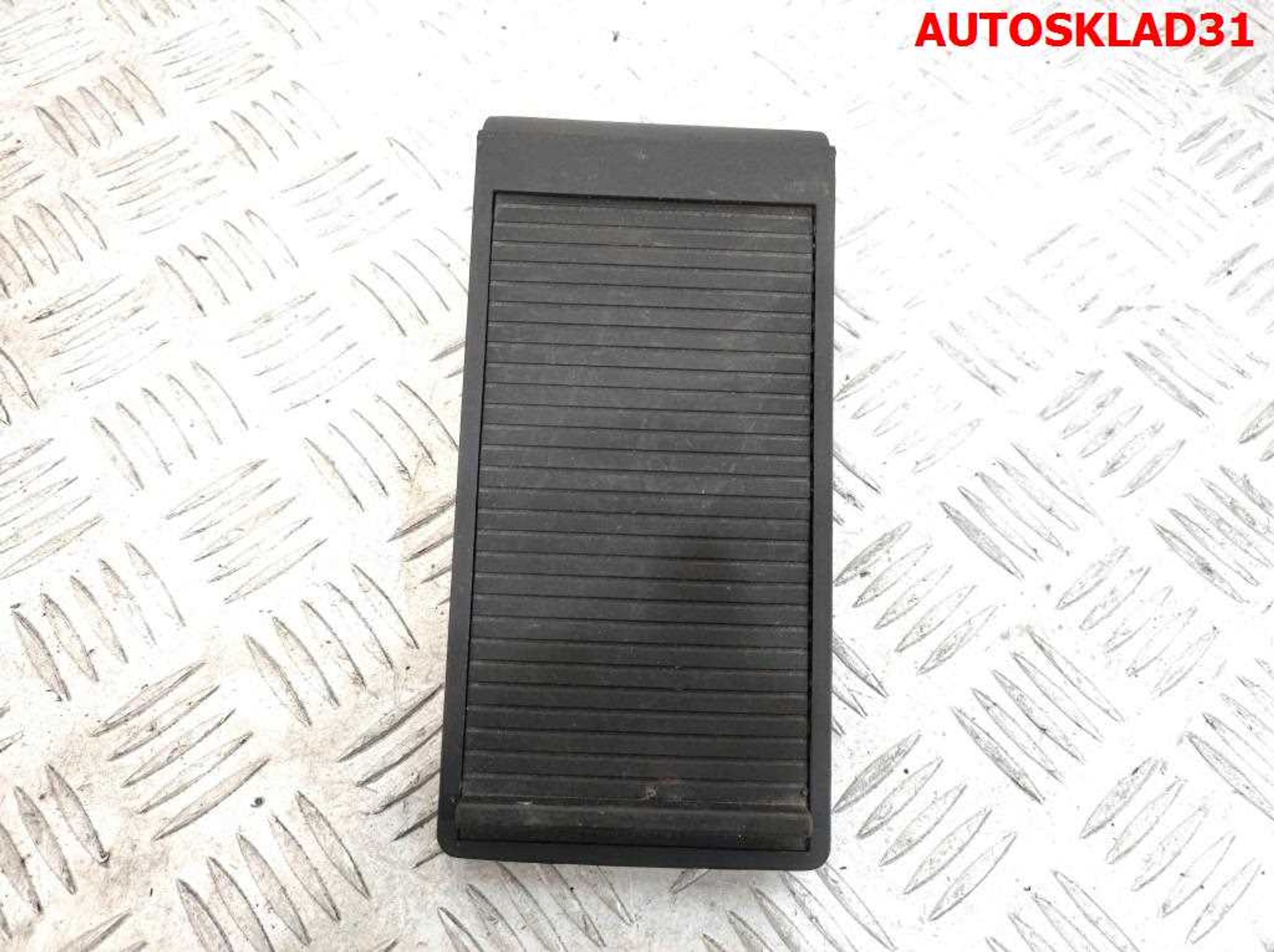 Накладка декоративная Audi A3 8P 8P0863269B, 2500 рублей, Дубовое