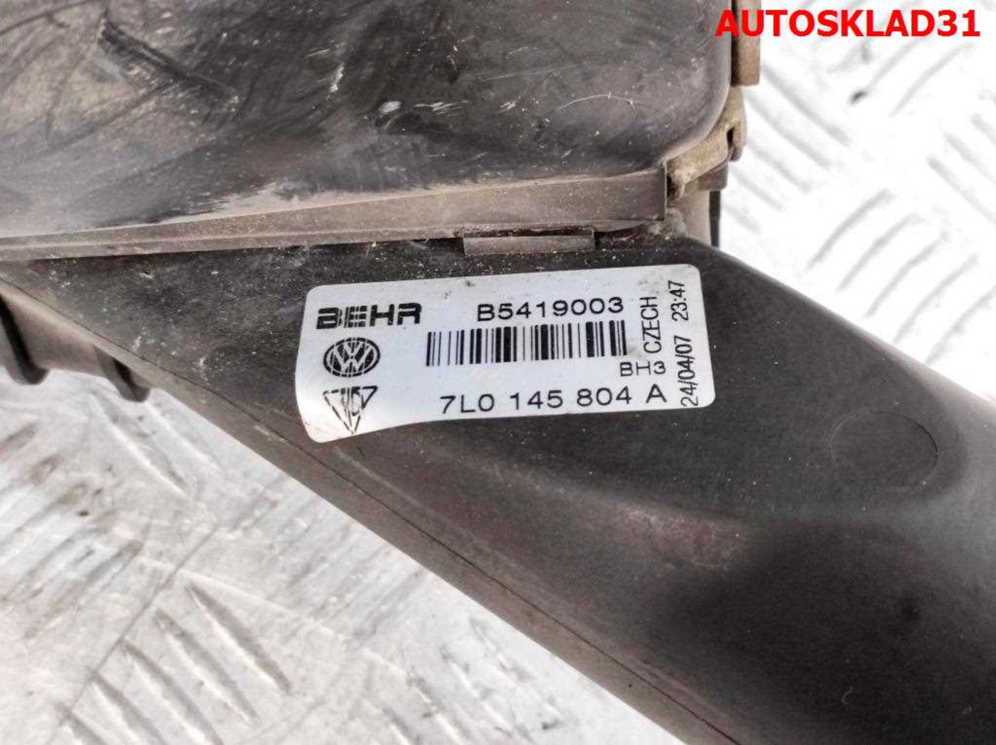 Интеркулер правый Volkswagen Touareg 7L0145804A, 5000 рублей, Дубовое