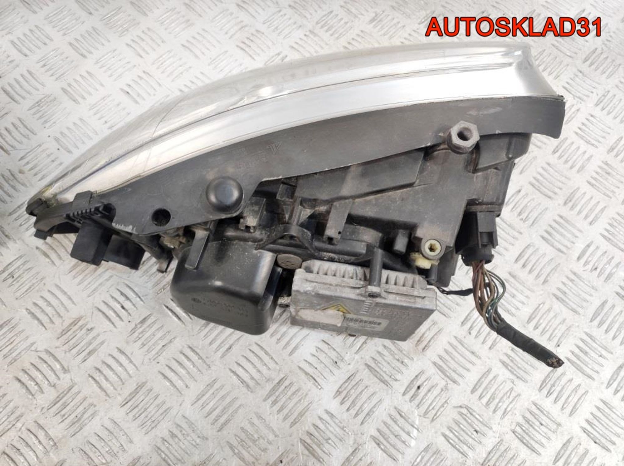 Фары Комплект Ксенон VW Sharan Рест 7M3941017, 60000 рублей, Дубовое