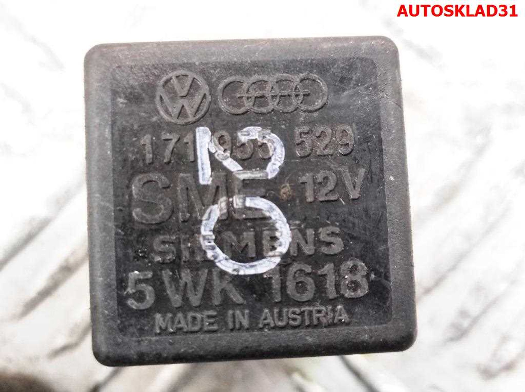Реле стеклоочистителей 20 Audi 100 C4 171955529, 600 рублей, Дубовое