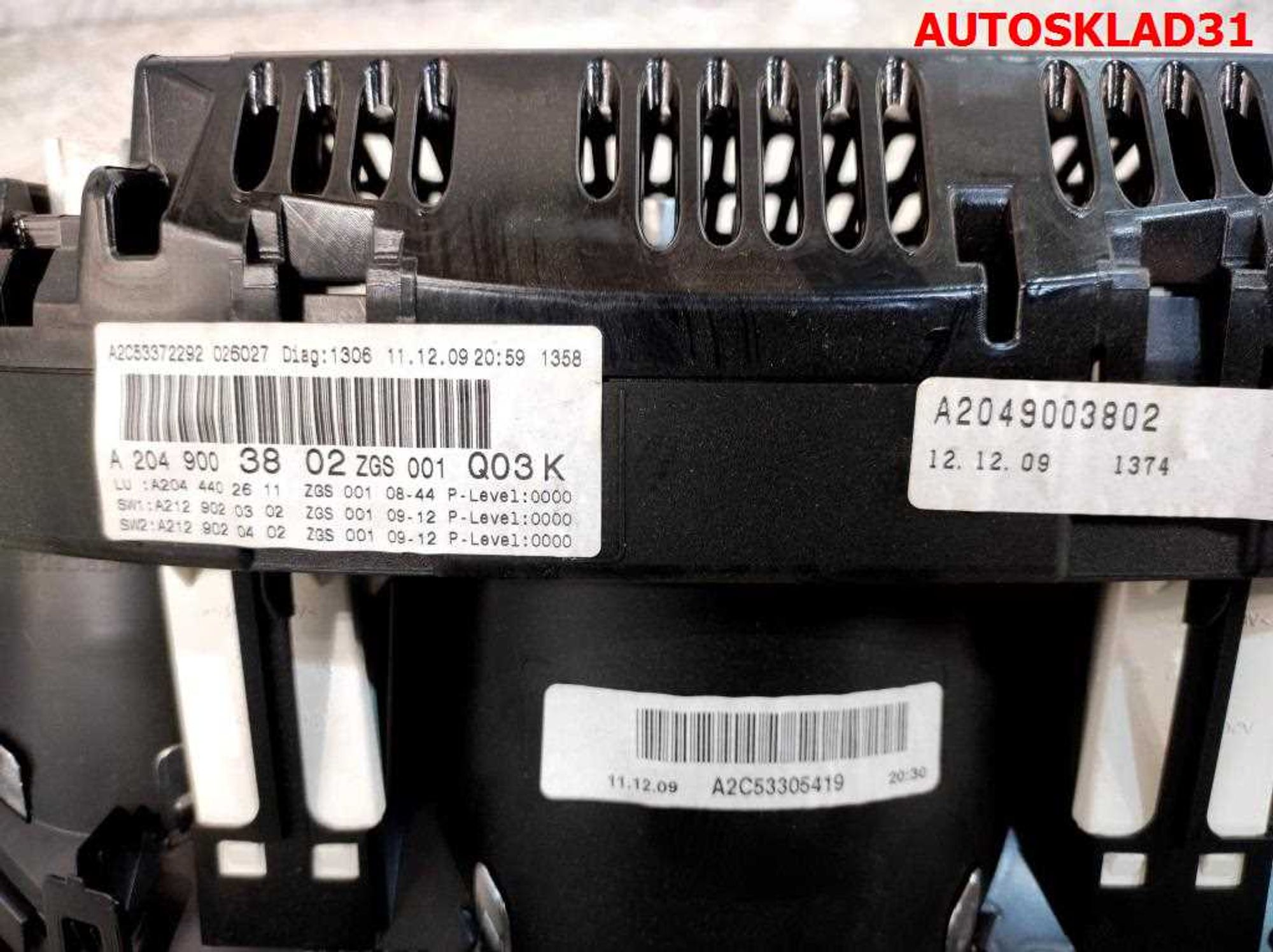 Панель приборов Mercedes GLK 651.912 A2049003802, 18000 рублей, Дубовое