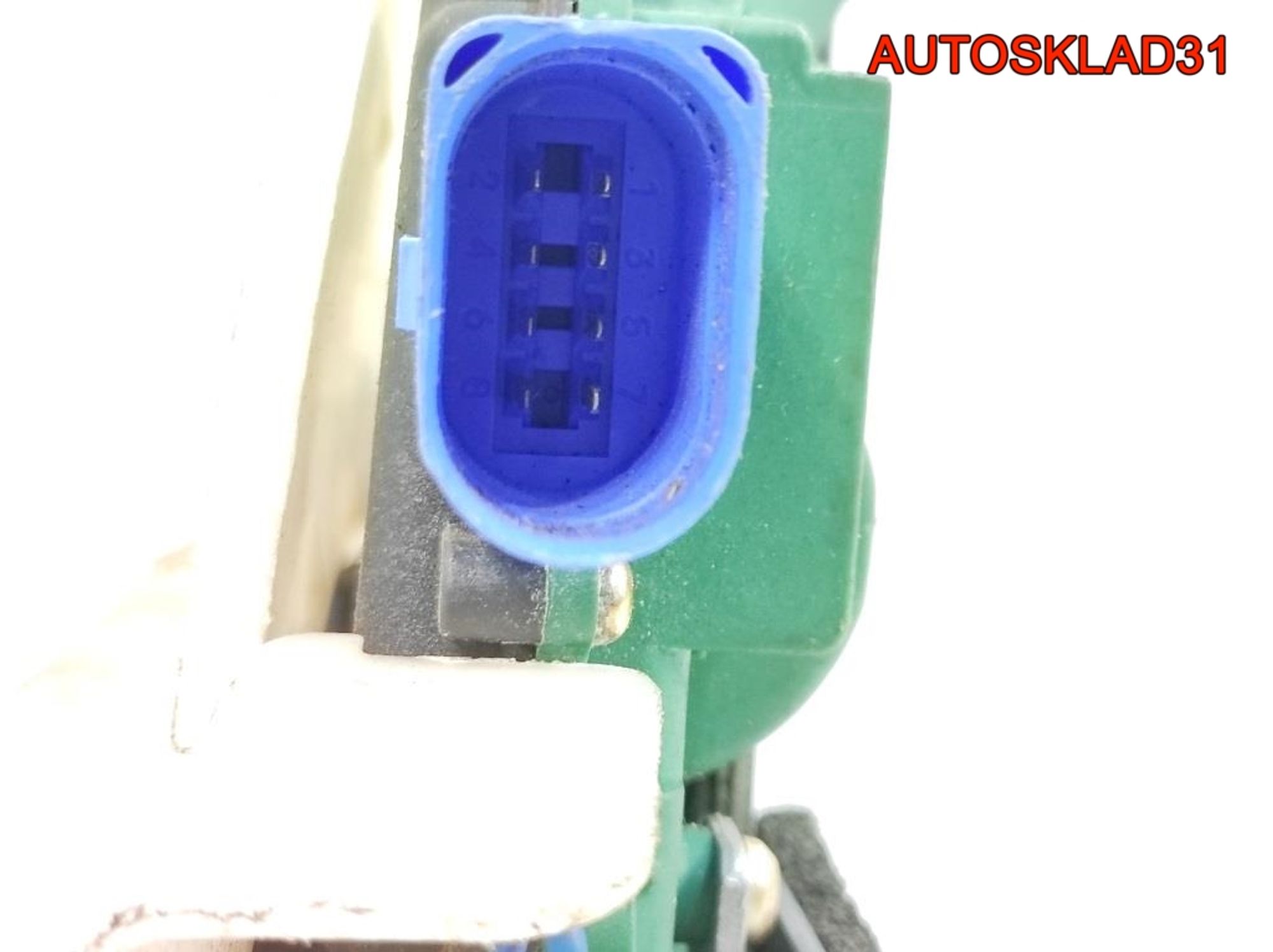 Замок двери передней правой VW Polo 4 3B1837016BP, 2200 рублей, Дубовое