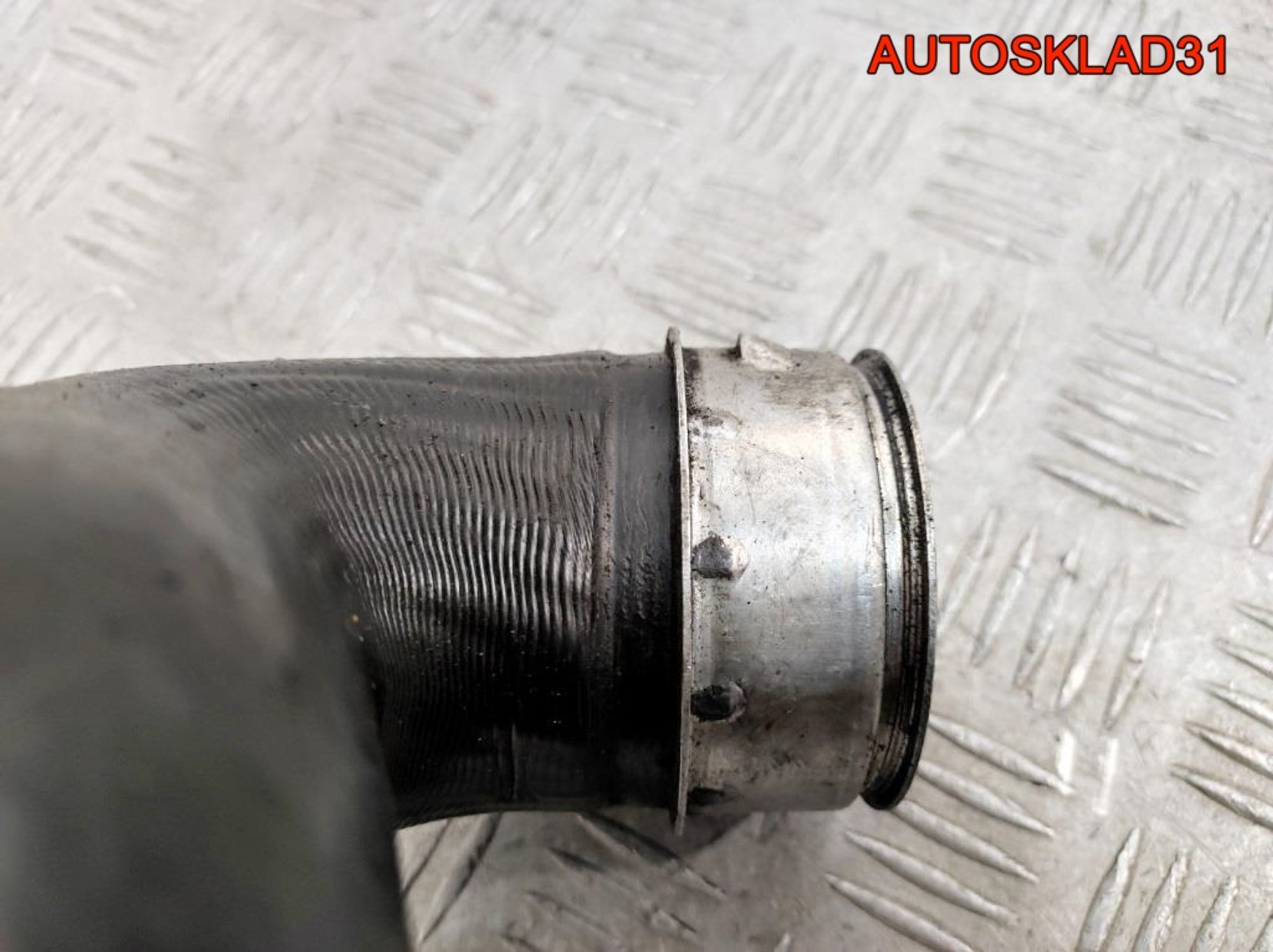 Патрубок интеркулера Mercedes Benz W203 2.2 Дизель A2035282182, 1500 рублей, Дубовое