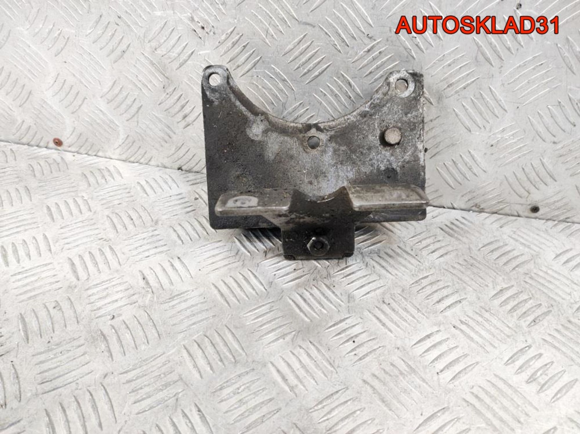 Опора АКПП Mercedes-GLK 2.2 651.912 A2212700175, 1800 рублей, Дубовое