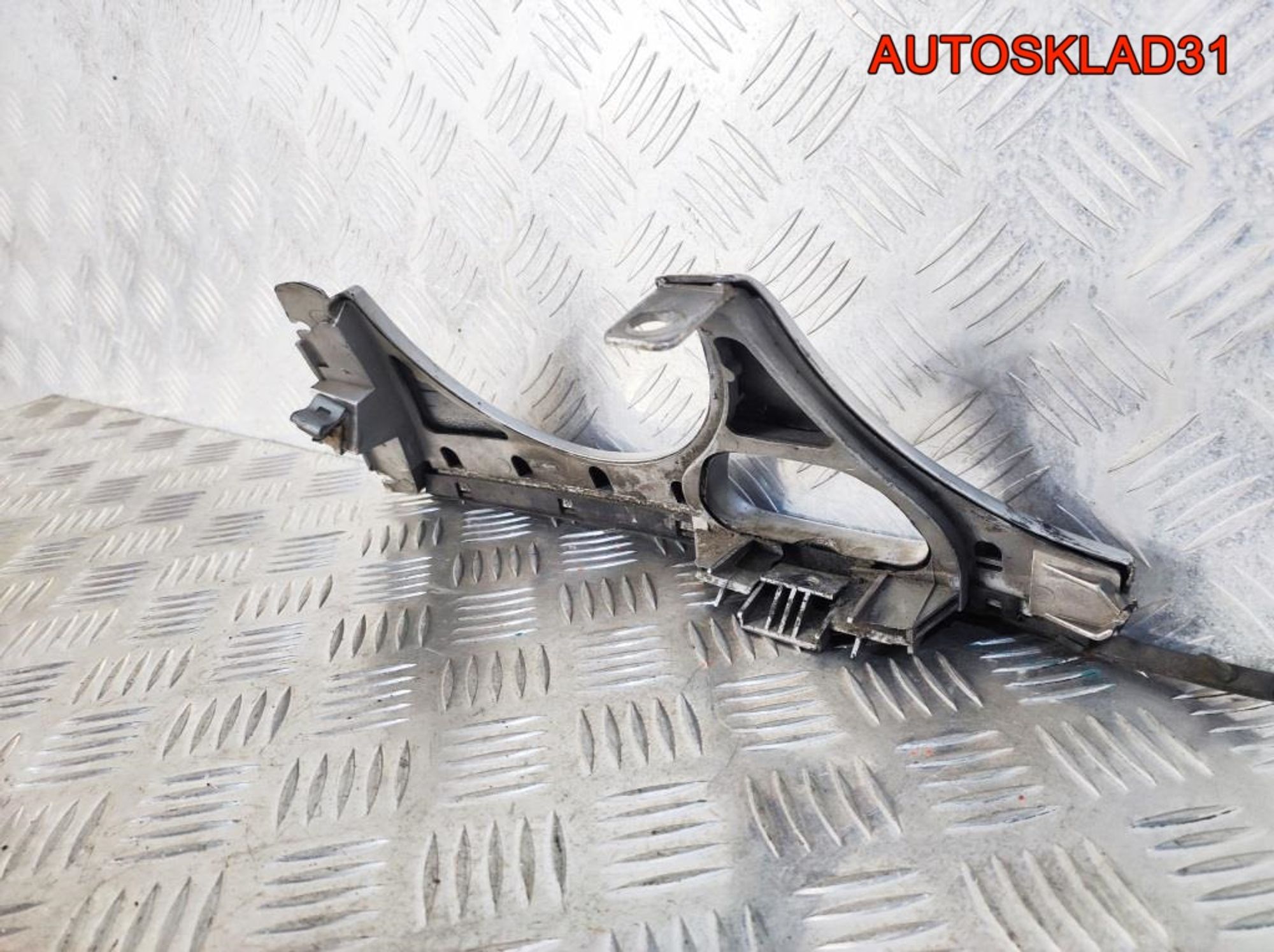 Планка под фару правая Mercedes W210 A2108200412, 1300 рублей, Дубовое