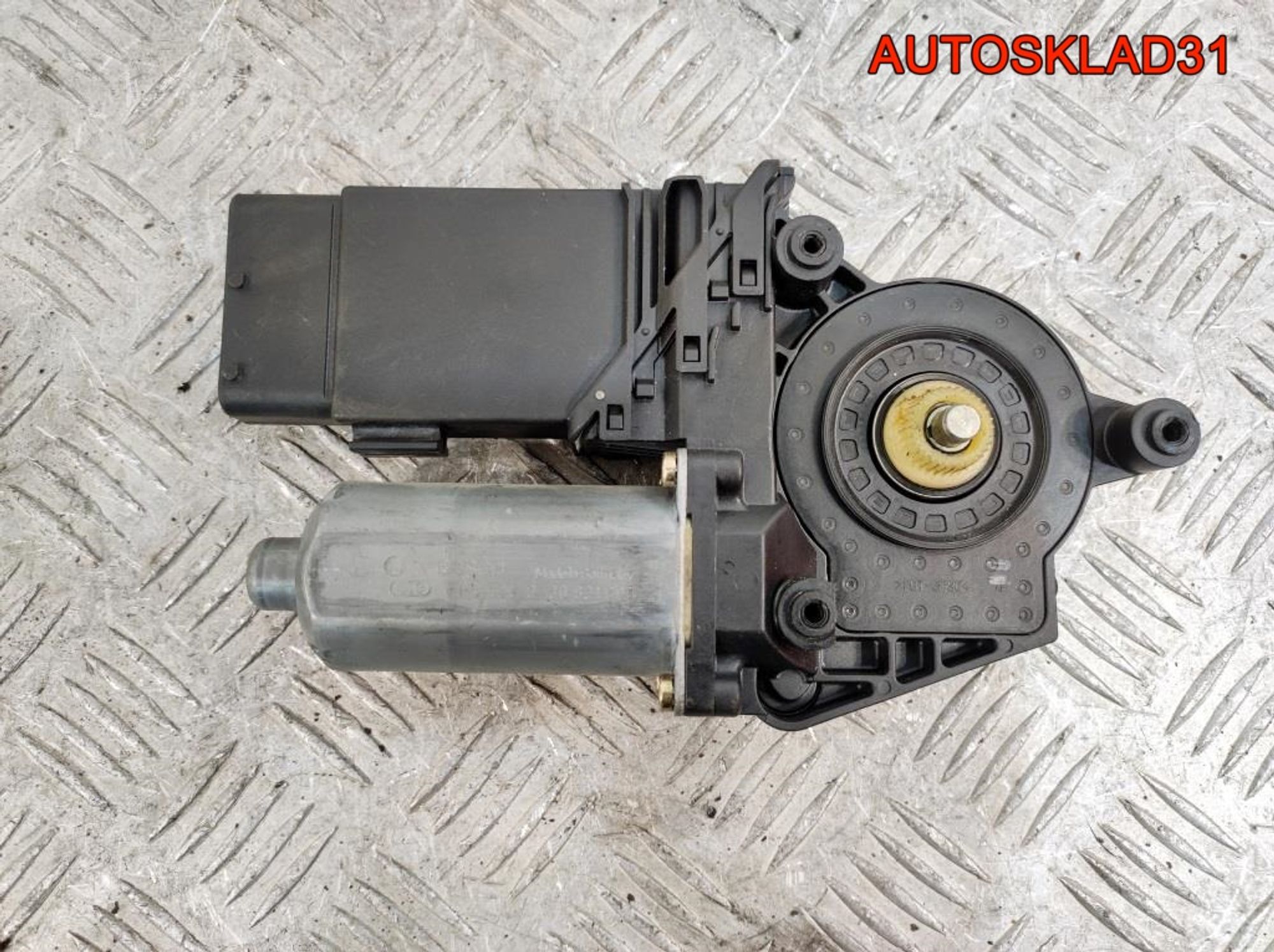 Моторчик стеклоподъемника передний левый VW Passat B5 3B4837751GD, 1400 рублей, Дубовое