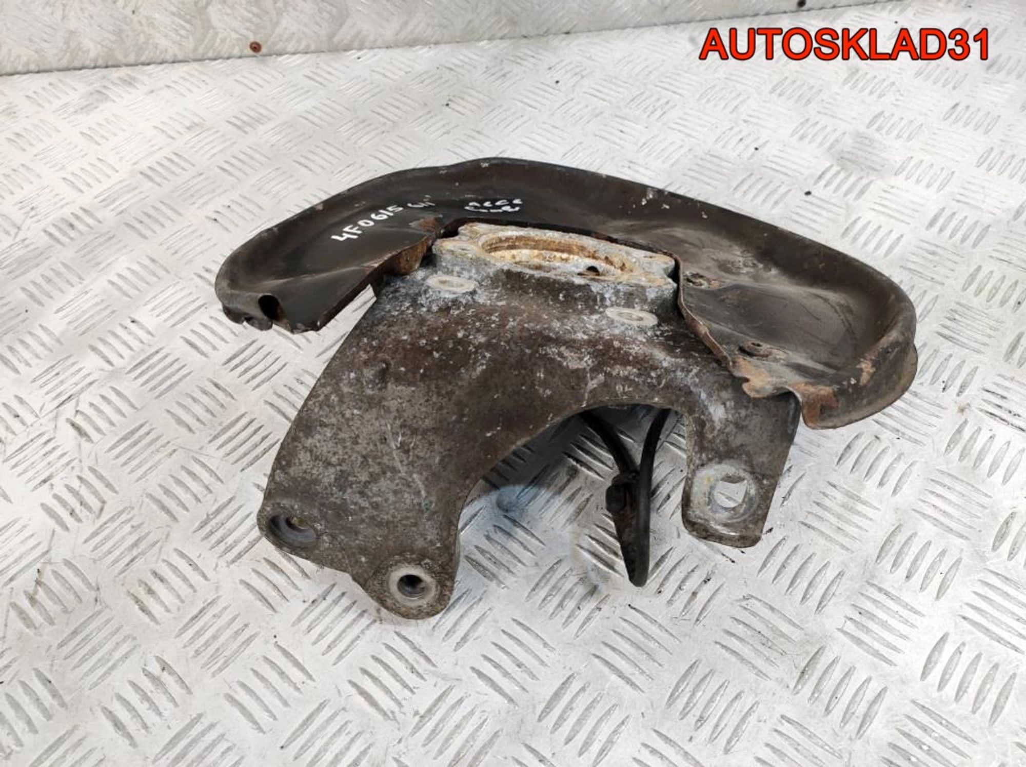 Кулак поворотный задний левый 2WD Audi A6 C6 4F0505433H, 1000 рублей, Дубовое