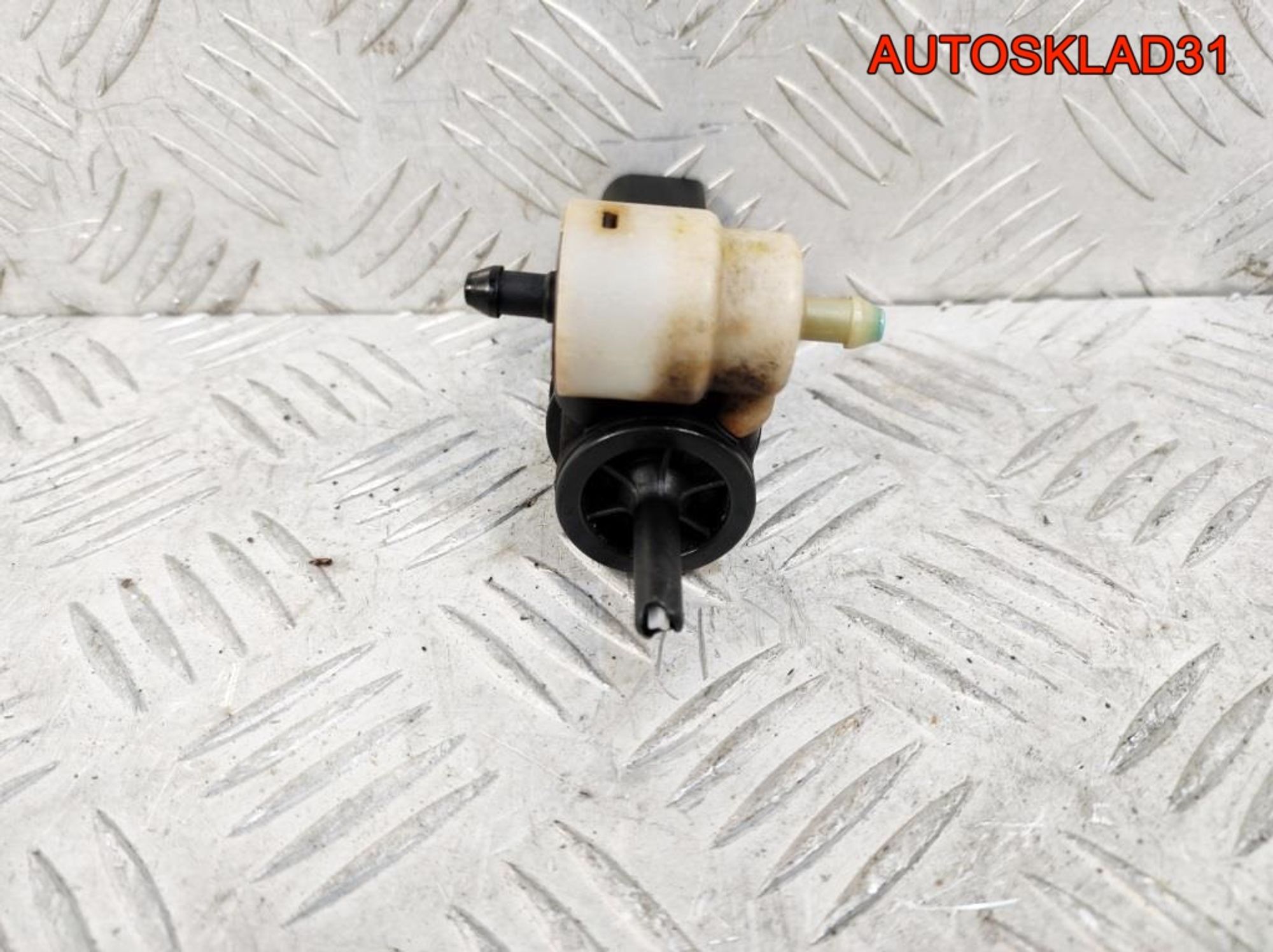 Насос омывателя Volkswagen Passat B6 1T0955651A, 900 рублей, Дубовое