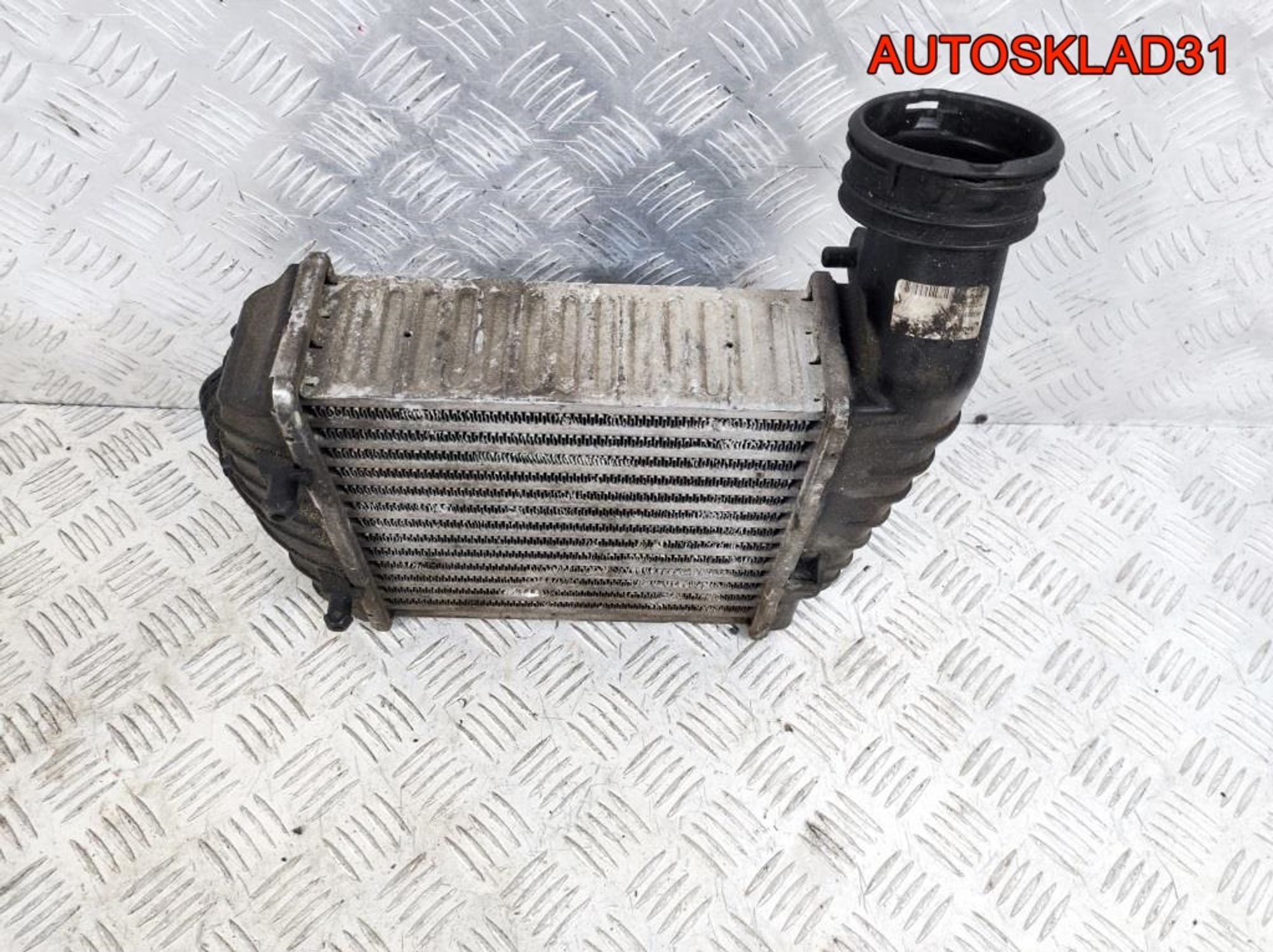 Интеркулер Volkswagen Passat B5+ 3B0145805J Дизель, 2900 рублей, Дубовое