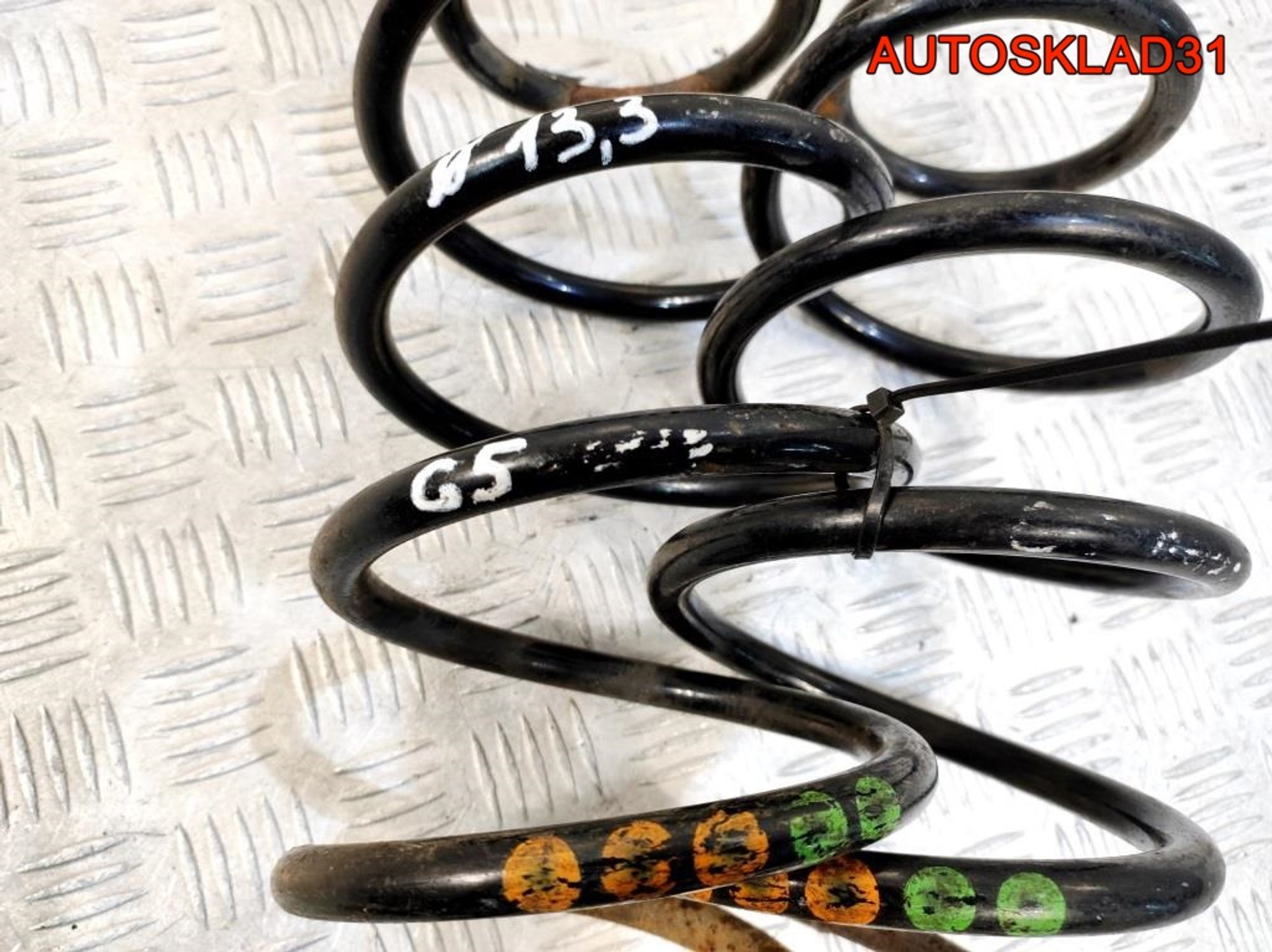 Пружина задняя комплект Volkswagen Golf Mk5, 1800 рублей, Дубовое