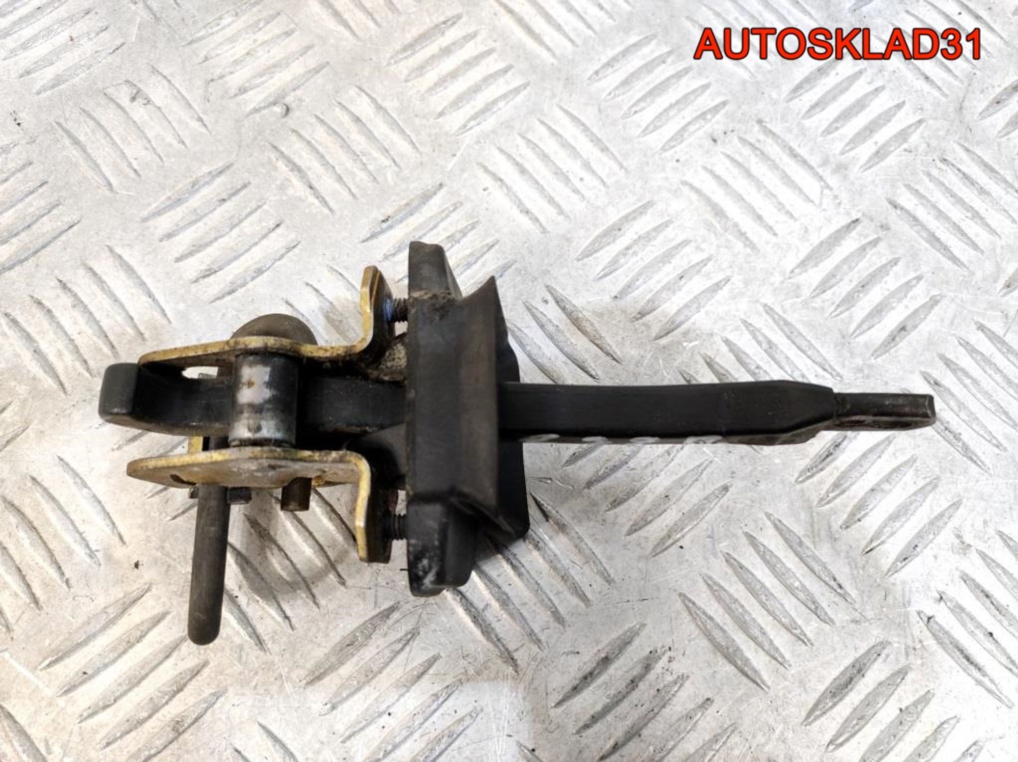 Ограничитель двери передней BMW E39 51218193447, 1400 рублей, Дубовое