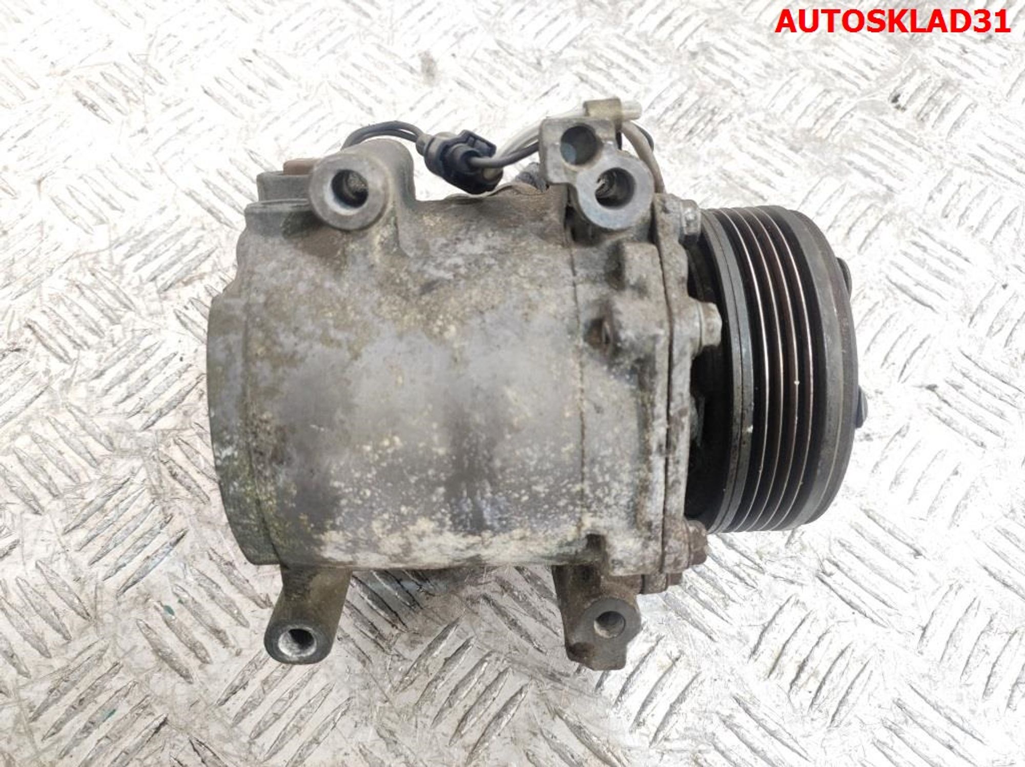 Компрессор кондиционера Mitsubishi Carisma DA 4G93 MR500007, 7200 рублей, Дубовое