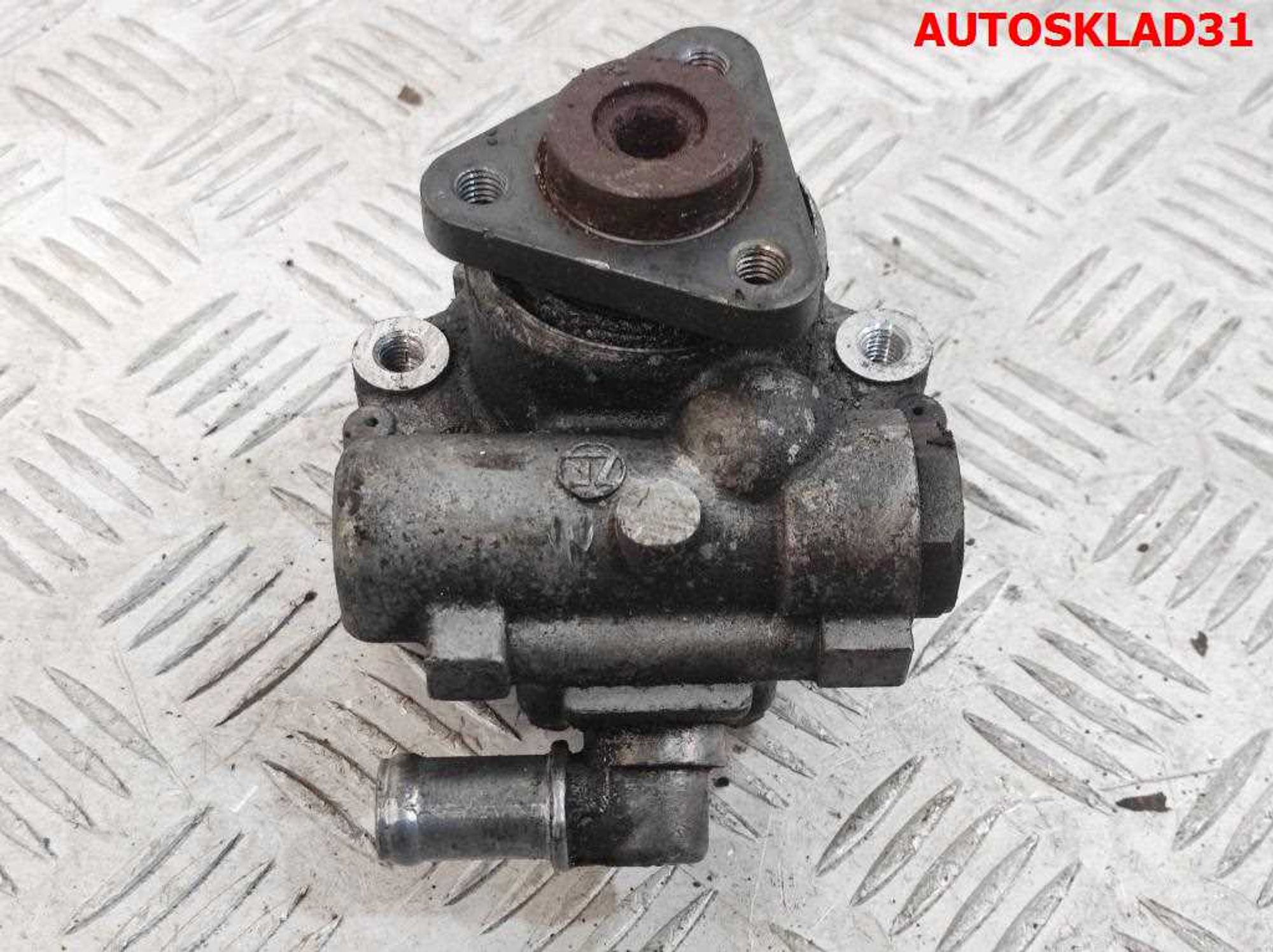 Насос гидроусилителя VW Passat B5 8D0145156F, 6000 рублей, Дубовое