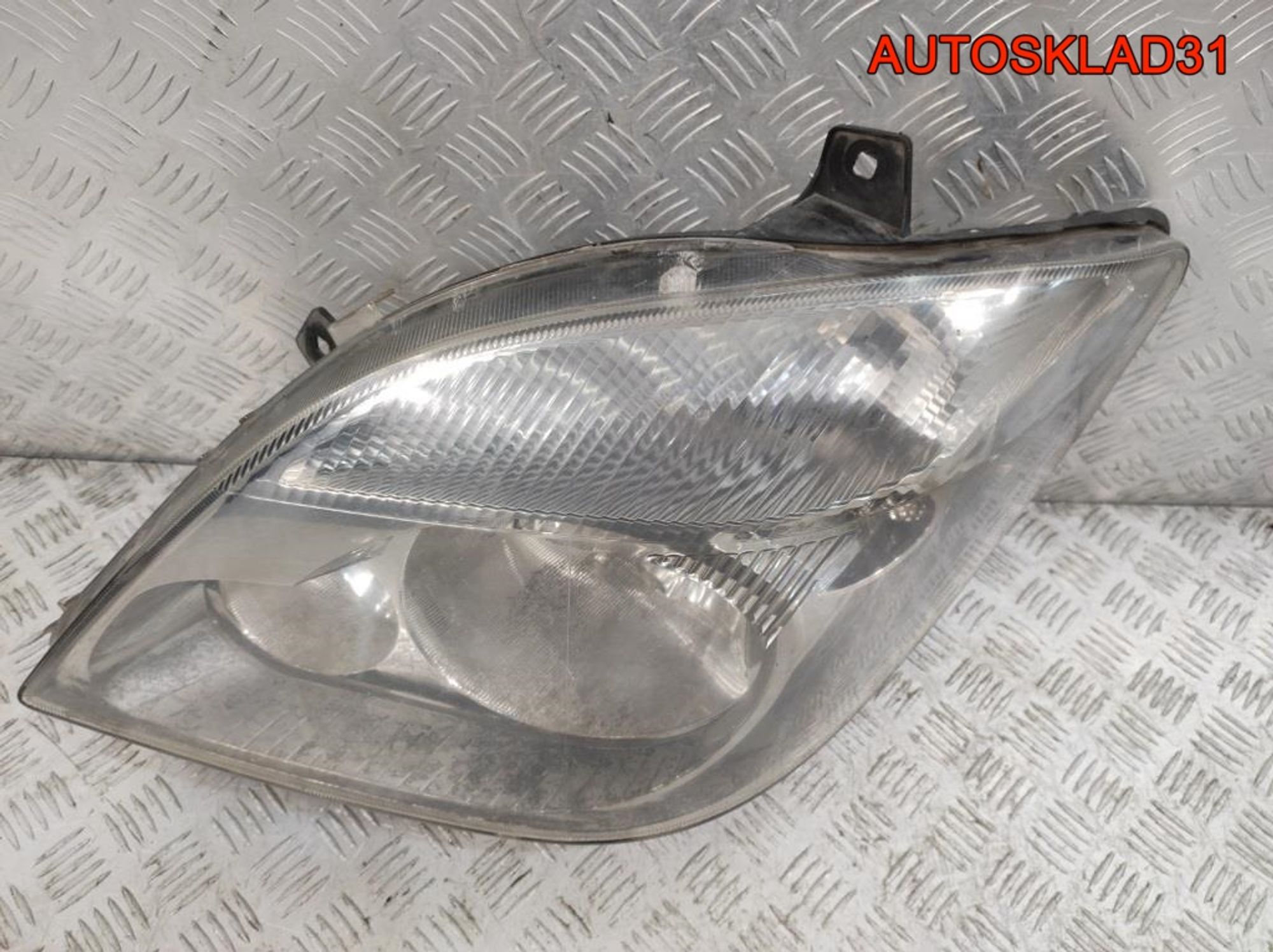 Фара левая Mercedes Benz Sprinter 906 A9068200161, 1800 рублей, Дубовое