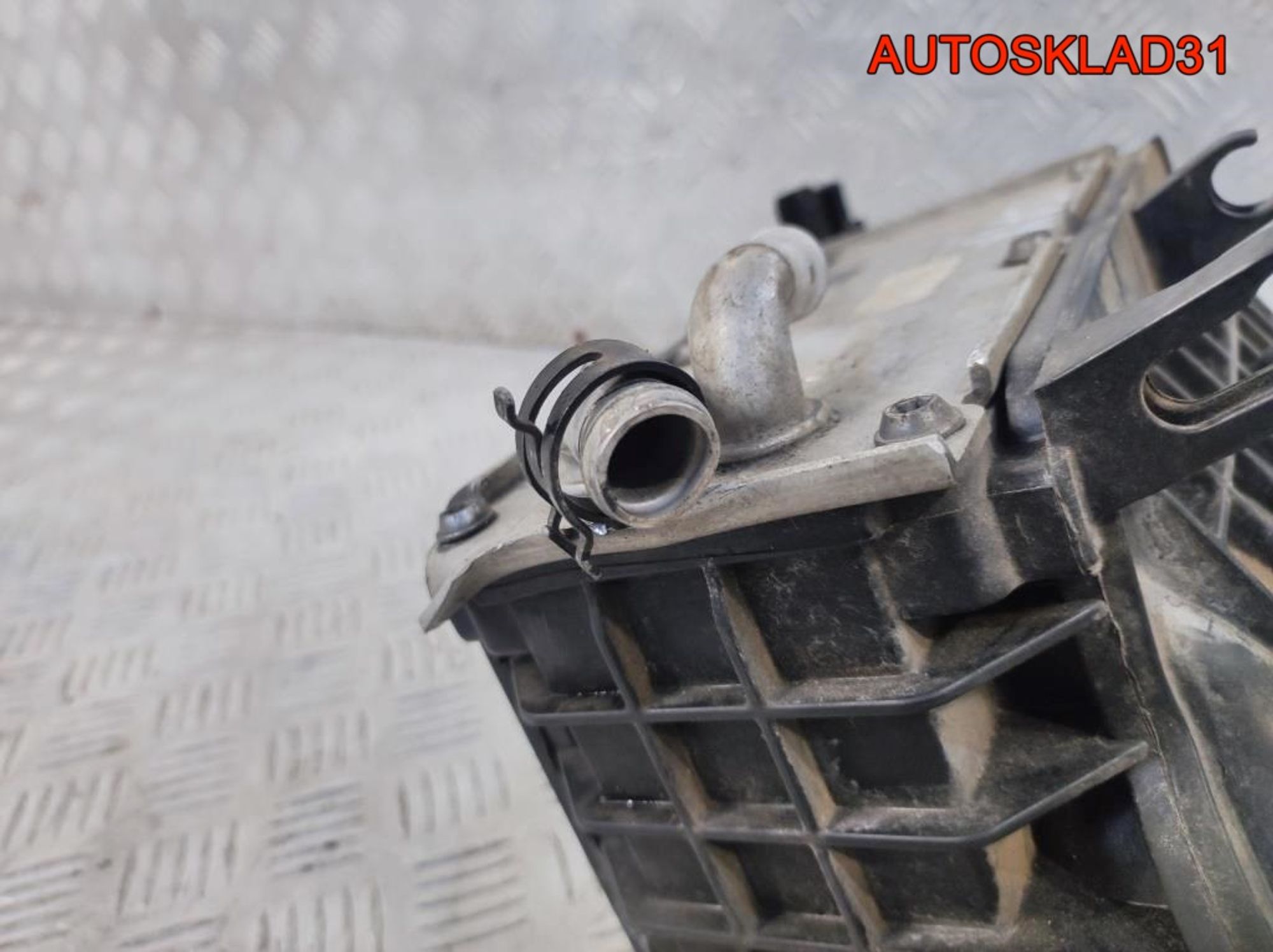 Коллектор впускной VW Golf 6 1.4 CAX 03C129711AD, 4100 рублей, Дубовое