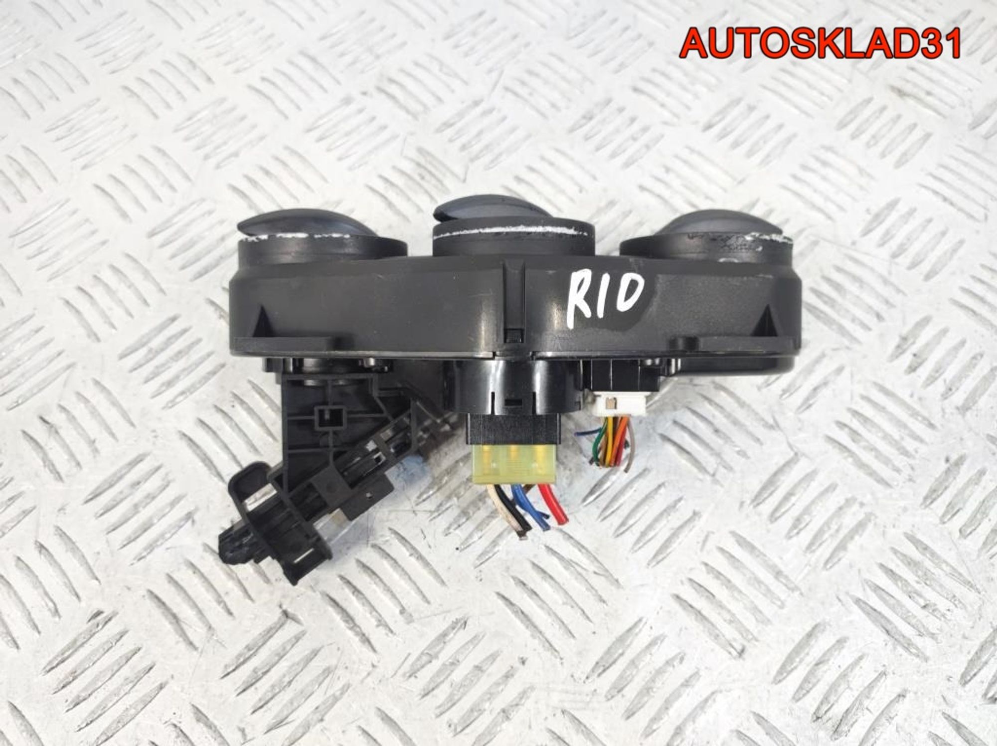 Блок управления отопителем Kia Rio 972501G000, 1300 рублей, Дубовое