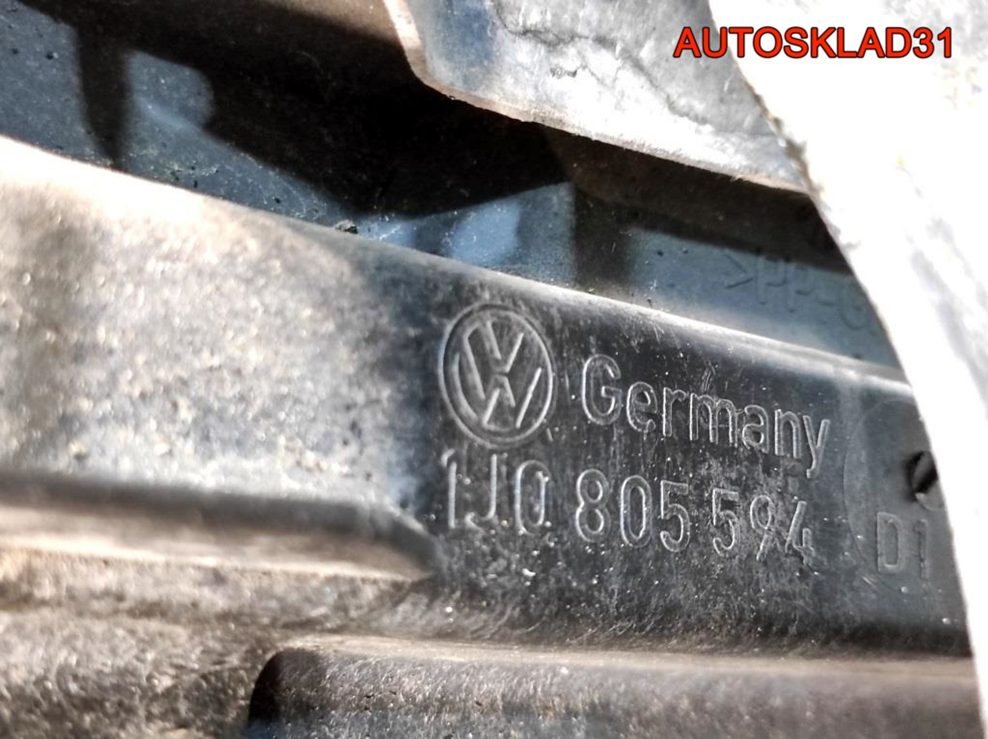 Панель передняя Голая VW Golf 4 1J0805594 Бензин без кондиционера, 4500 рублей, Дубовое