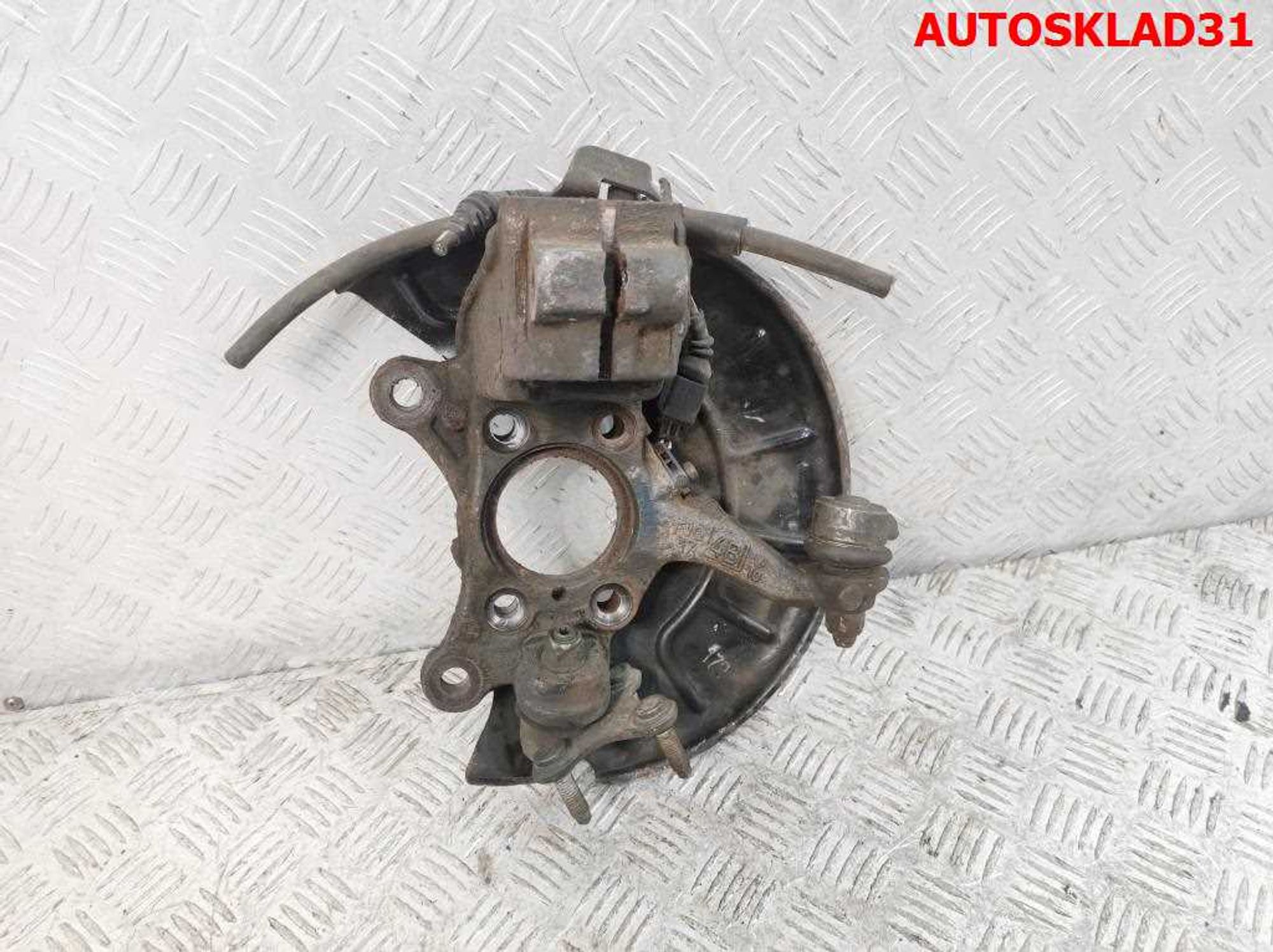 Кулак поворотный перед правый VW Golf 5 1K0407256AA, 2500 рублей, Дубовое