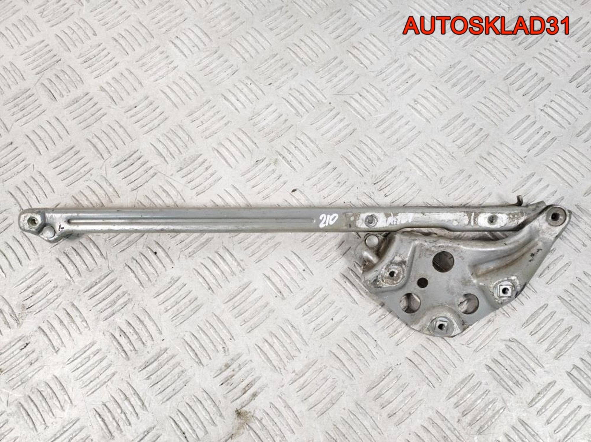 Петля капота левая Mercedes Benz W210 A2108800728, 900 рублей, Дубовое