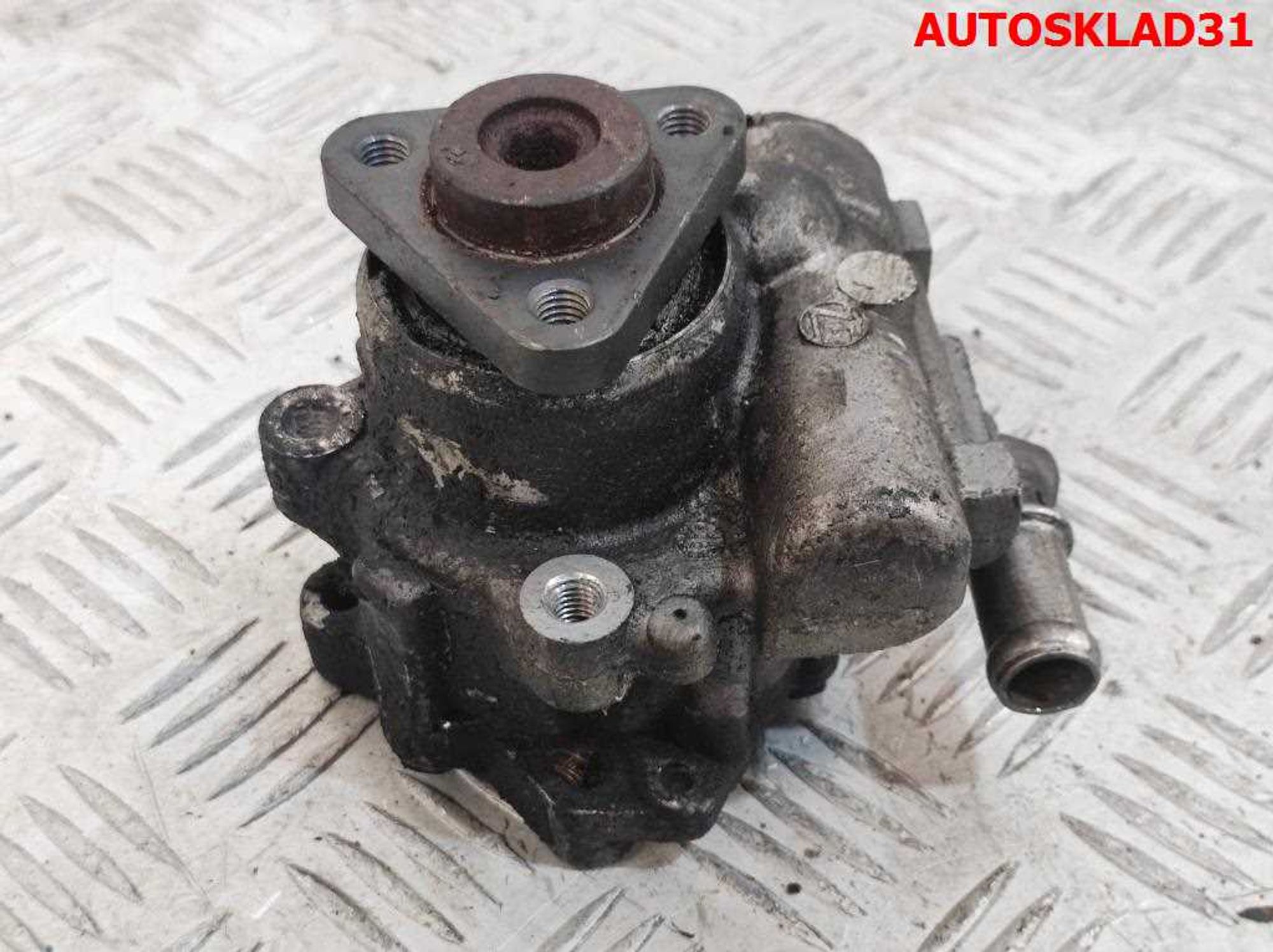 Насос гидроусилителя VW Passat B5 8D0145156F, 6000 рублей, Дубовое