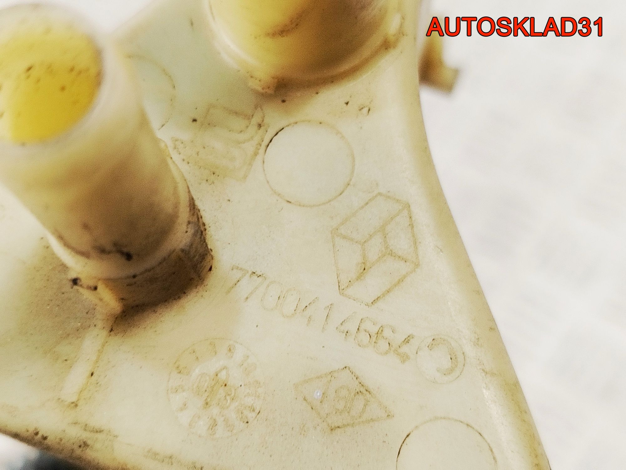 Бачок гидроусилителя Renault Kangoo 1 1,5 K9K Дизель 7700414664, 300 рублей, Дубовое