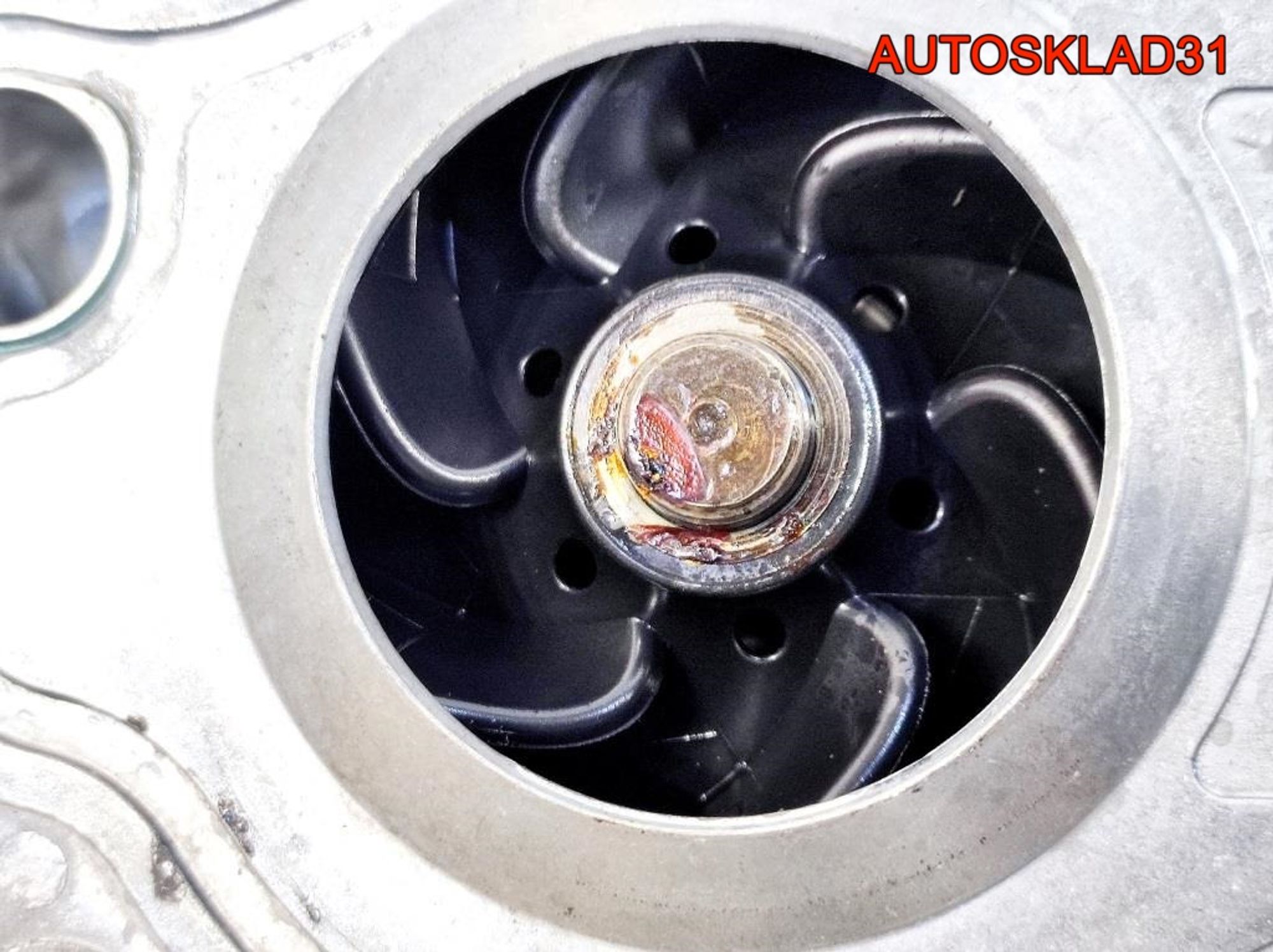 Насос водяной BMW F30 2,0 B47D20A 11518514458, 4100 рублей, Дубовое