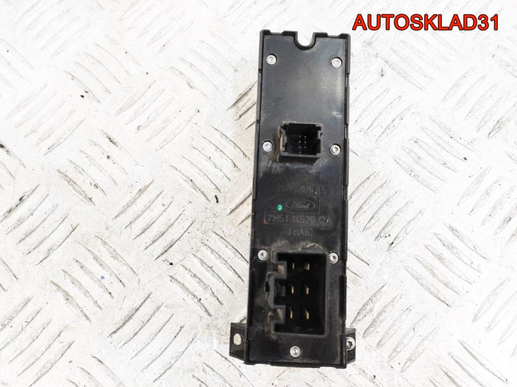 Блок стеклоподъемников Ford Focus 2 7M5T14529CA, 900 рублей, Дубовое