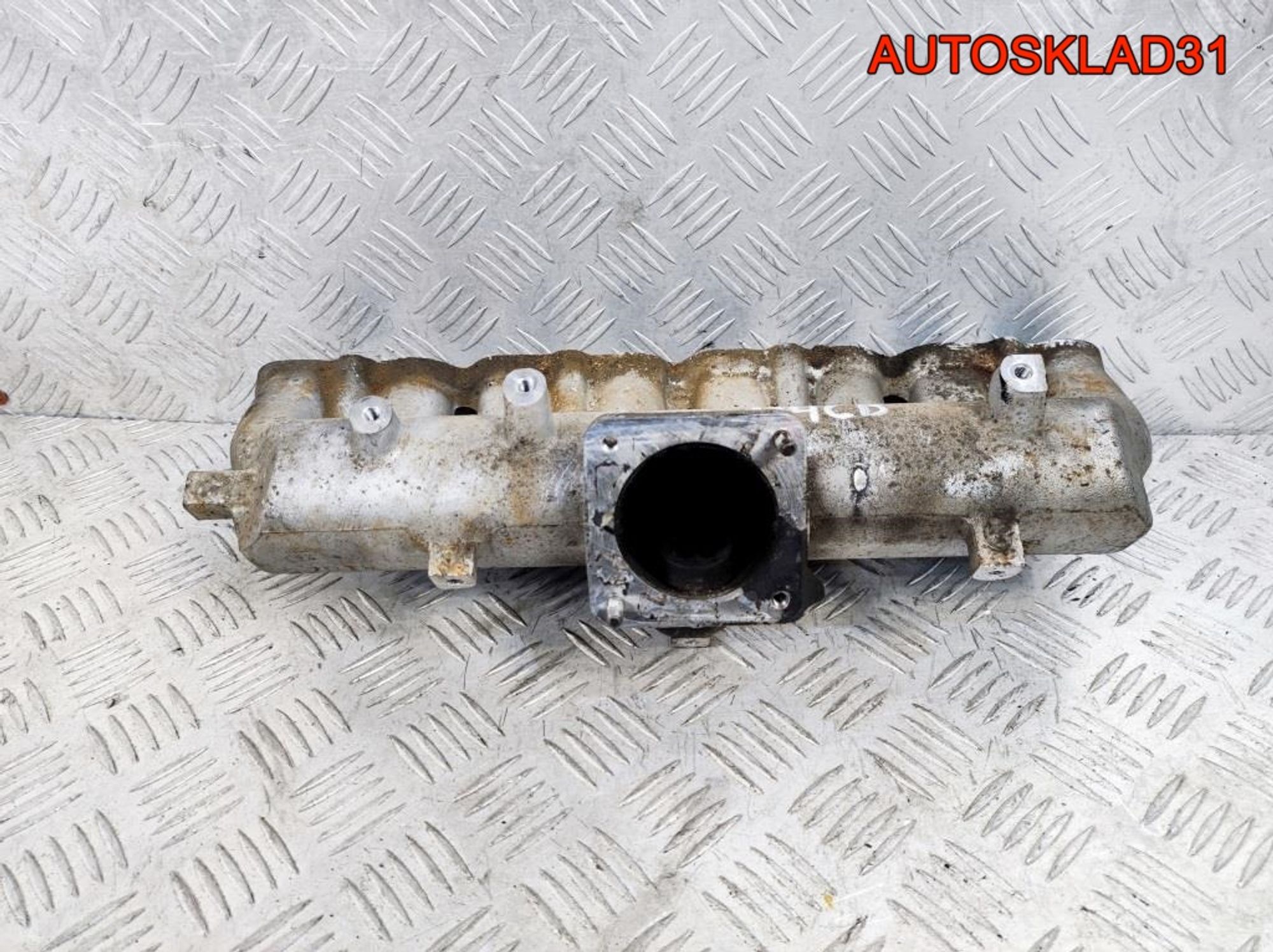 Коллектор впускной Hyundai H 1 2.5 D4CB 283104A002, 2500 рублей, Дубовое