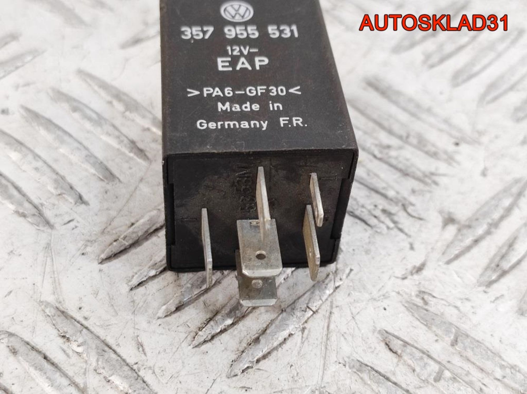 Реле стеклоочистителей №99 Audi A4 B5 357955531, 600 рублей, Дубовое