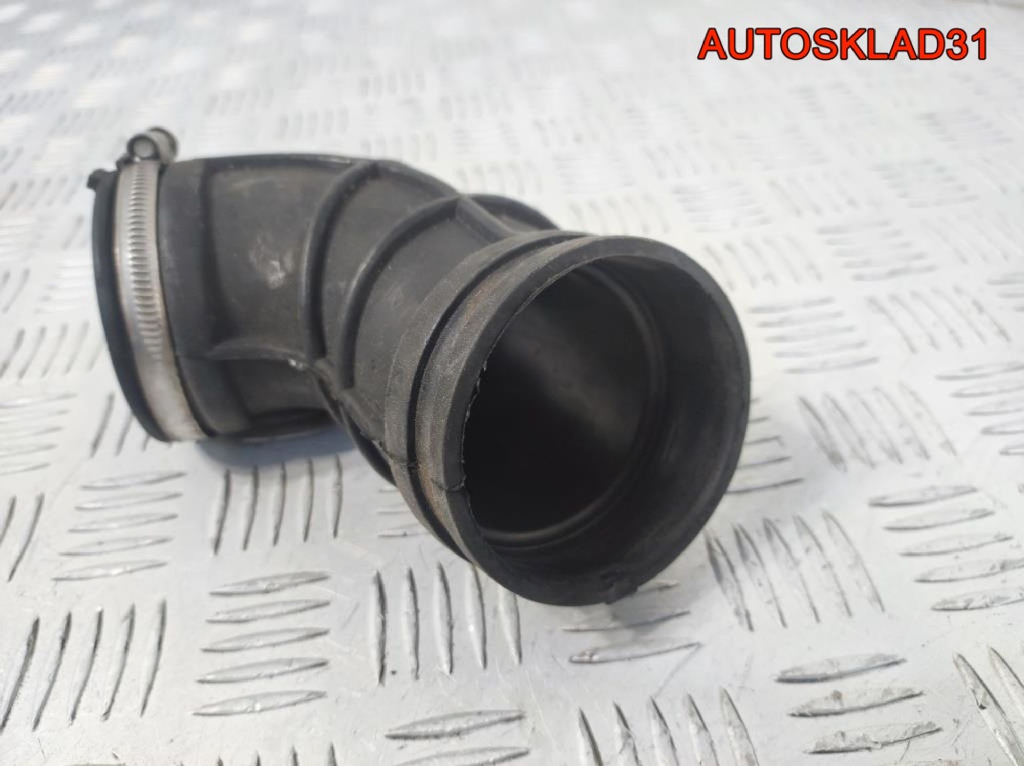 Патрубок воздушного фильтра Opel Astra H 90530766, 2100 рублей, Дубовое