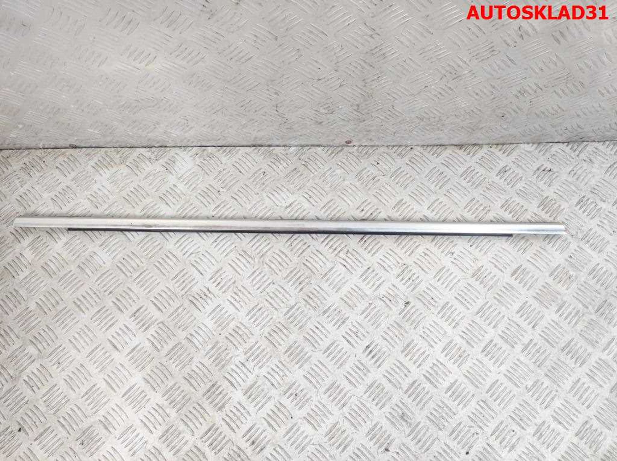 Накладка стекла заднего левого хром VW Passat B6 C9839475B, 800 рублей, Дубовое